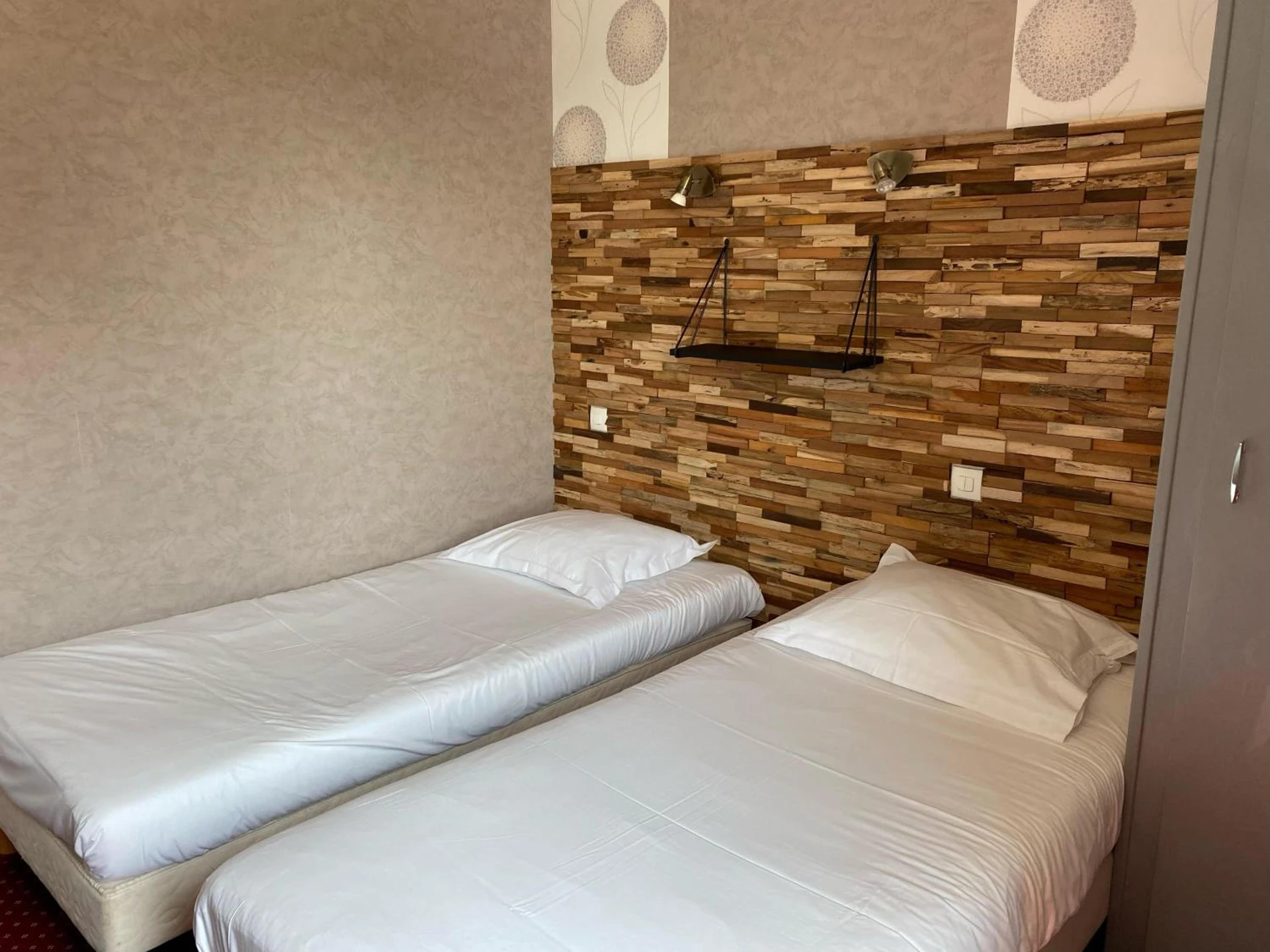 Chambre disponible pour un séminaire d'entreprise à Hotel Restaurant Le Phare - Perros-Guirec