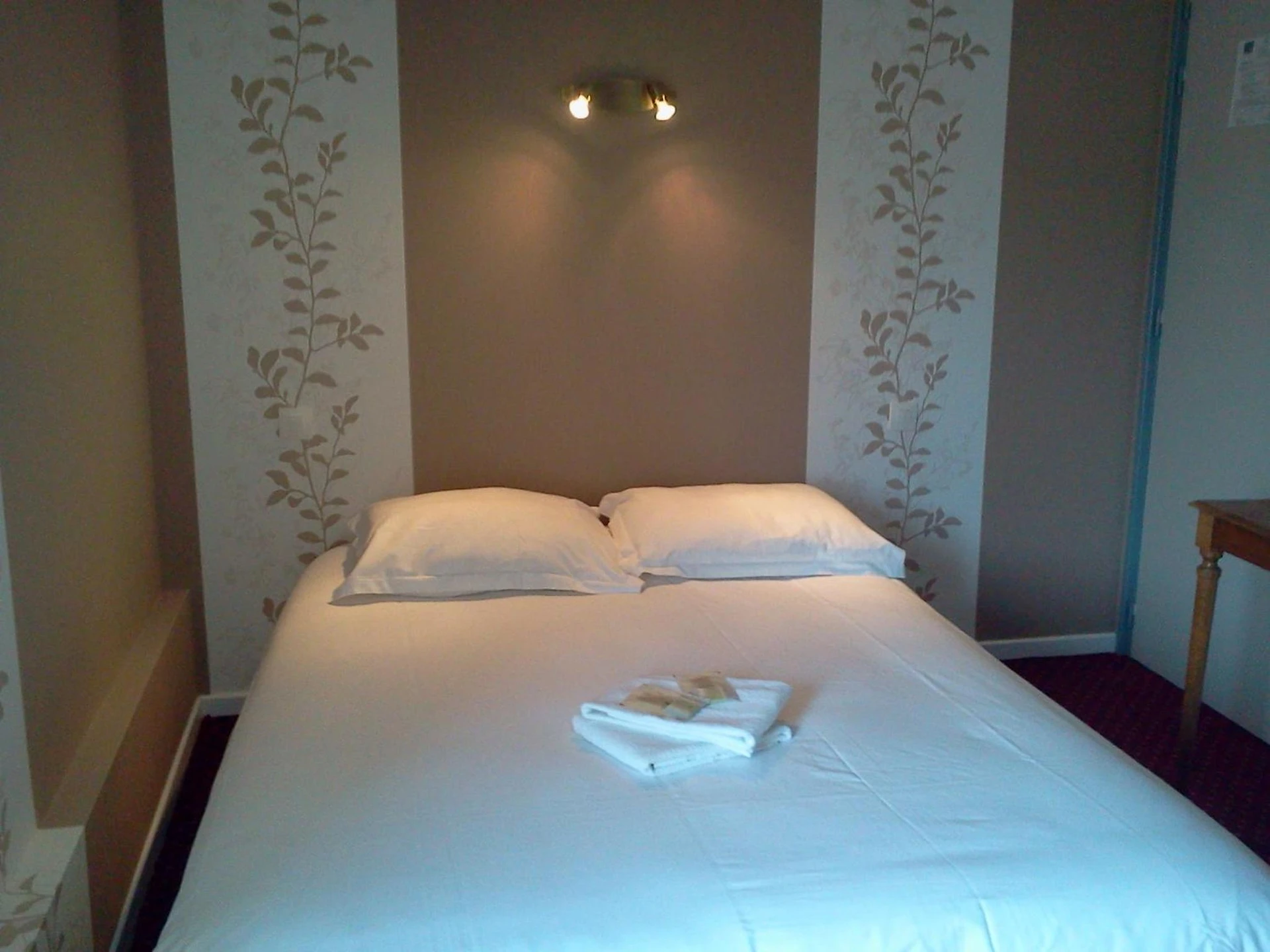 Chambre disponible pour un séminaire d'entreprise à Hotel Restaurant Le Phare - Perros-Guirec