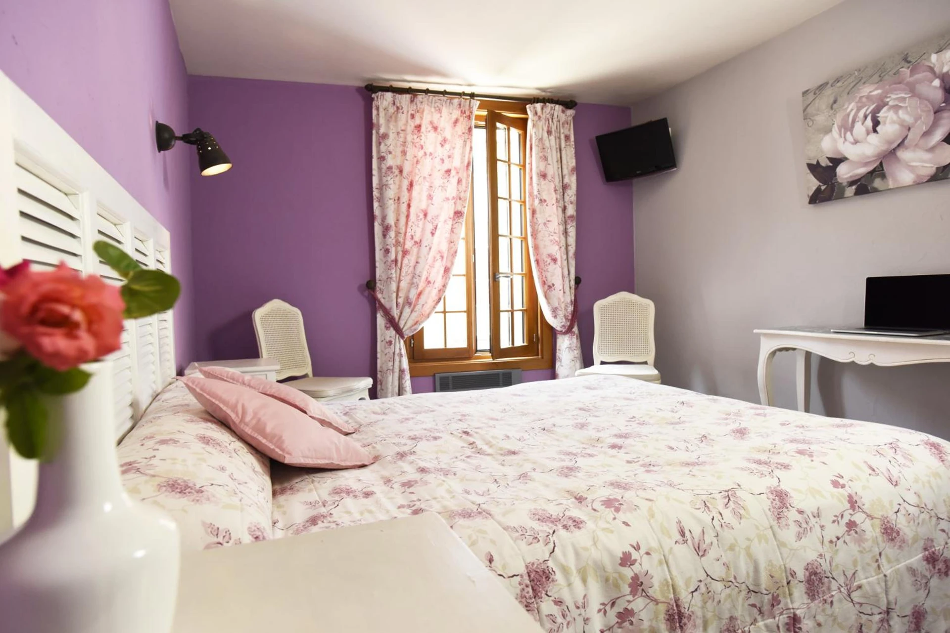 Magnifique chambre pour un séminaire d'entreprise à Logis Hôtel-Restaurant Le Relais - Hauterives