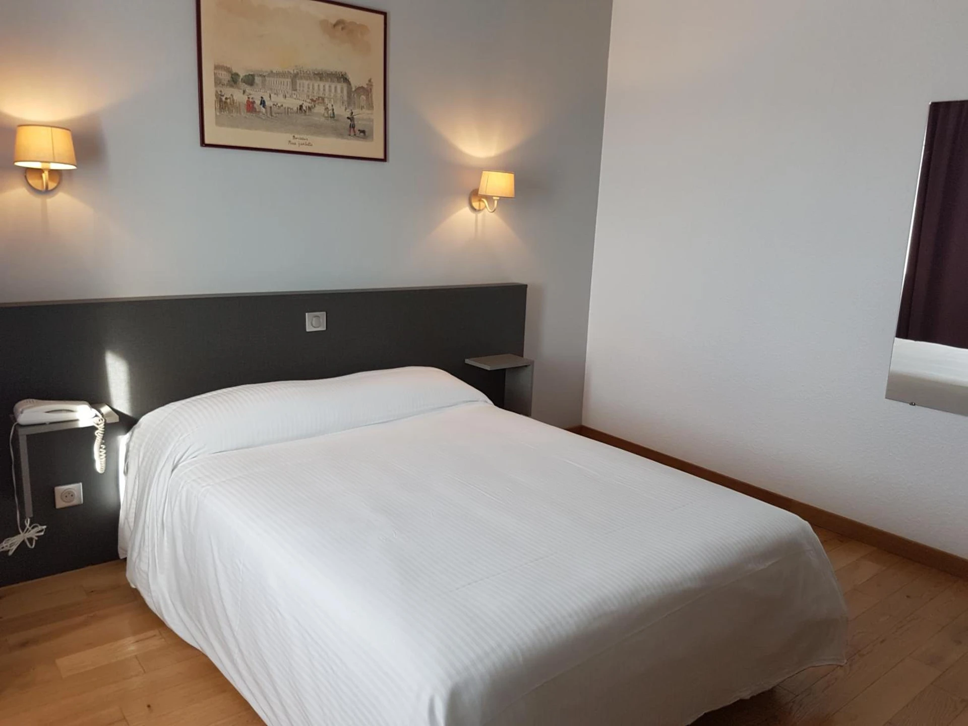 Chambre disponible pour un séminaire d'entreprise à Hôtel Restaurant Les Bruyères - Saint-Médard-en-Jalles