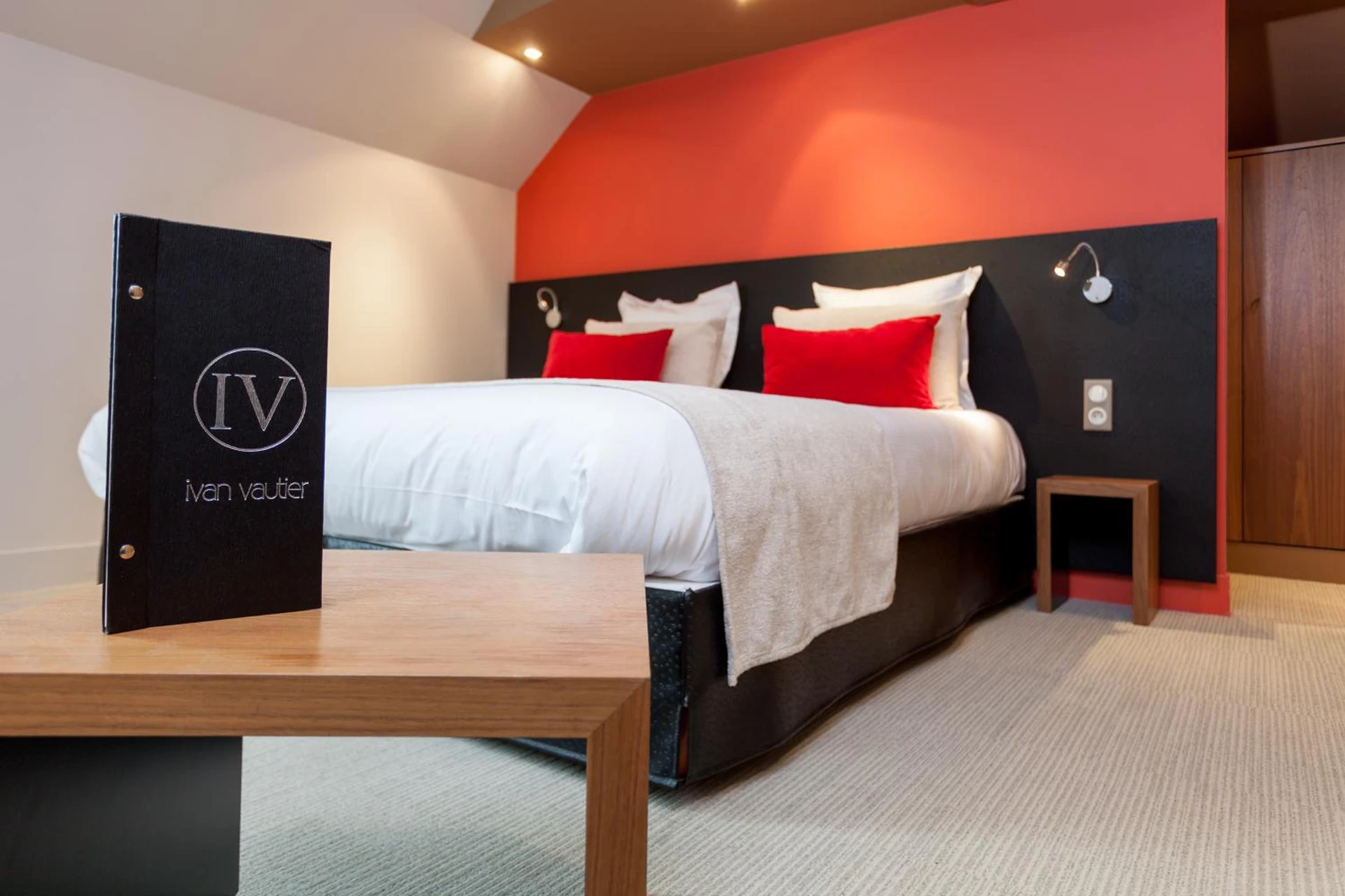 Chambre disponible pour un séminaire d'entreprise à Hotel Restaurant Spa Ivan Vautier - Caen