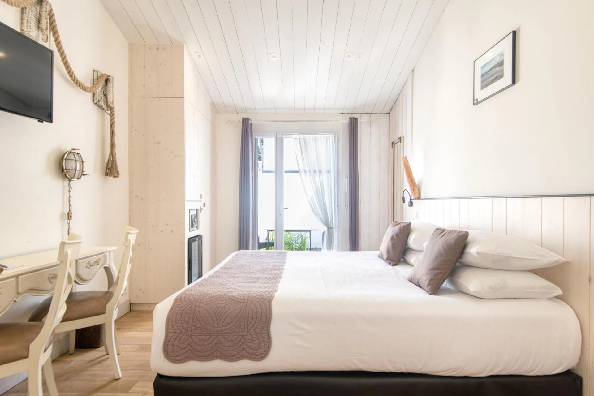 Chambre disponible pour un séminaire d'entreprise à Hôtel Restaurant & Spa Plaisir - Le Bois-Plage-en-Ré