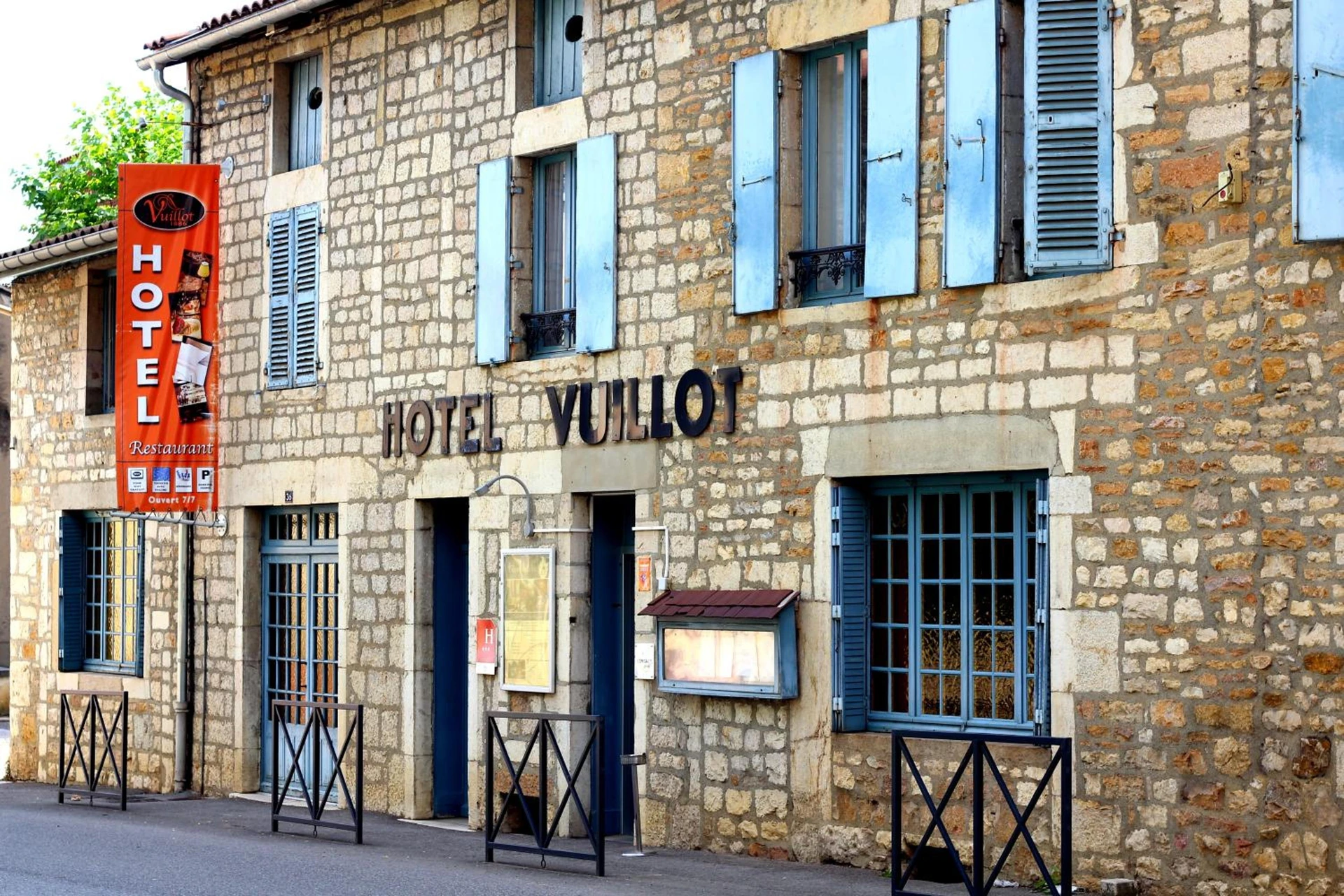 Salle de séminaire à Logis Hôtel Restaurant Vuillot - Organiser un événement professionnel à Cuiseaux