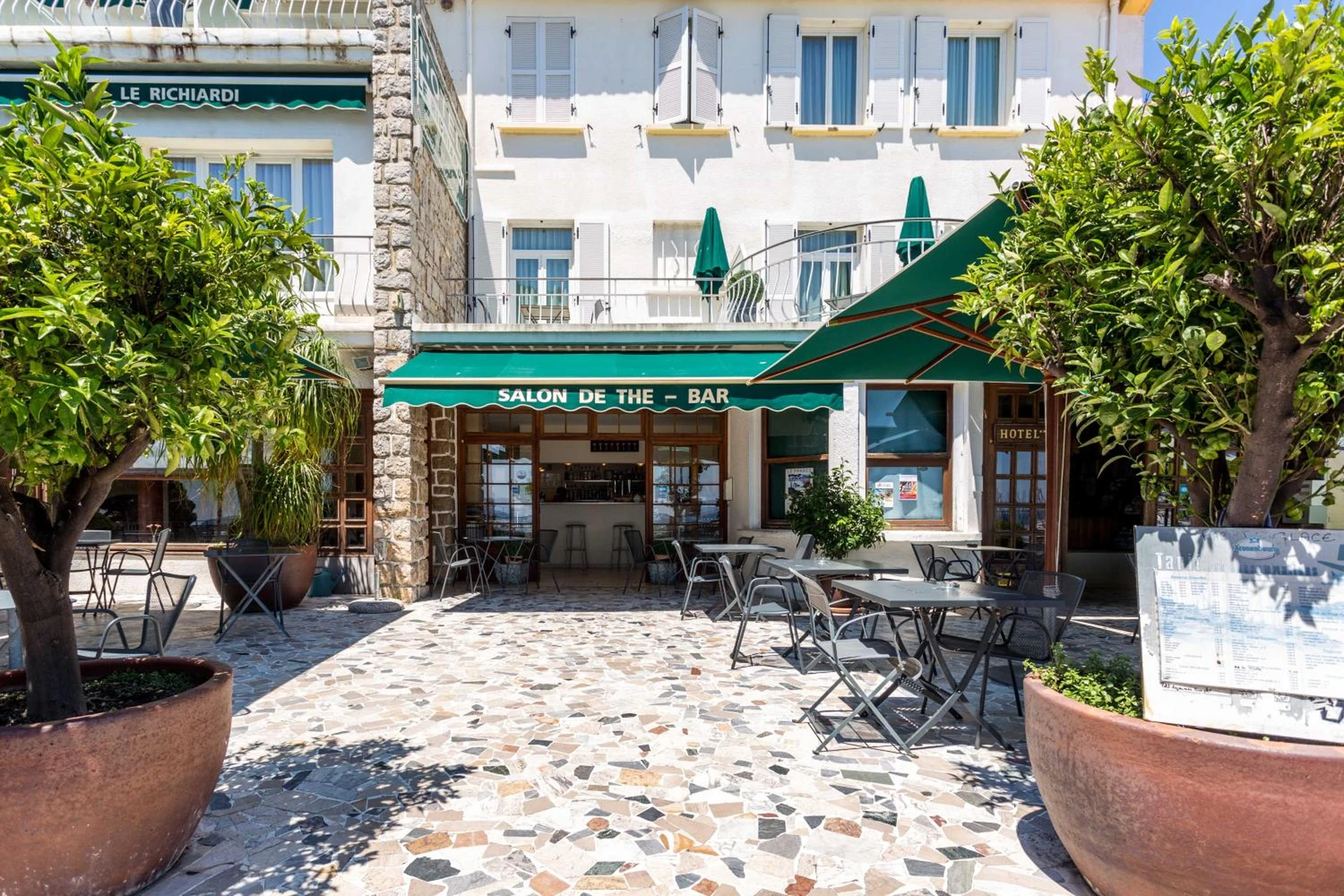 Organiser un séminaire d'entreprise : Hôtel Le Richiardi à carqueiranne