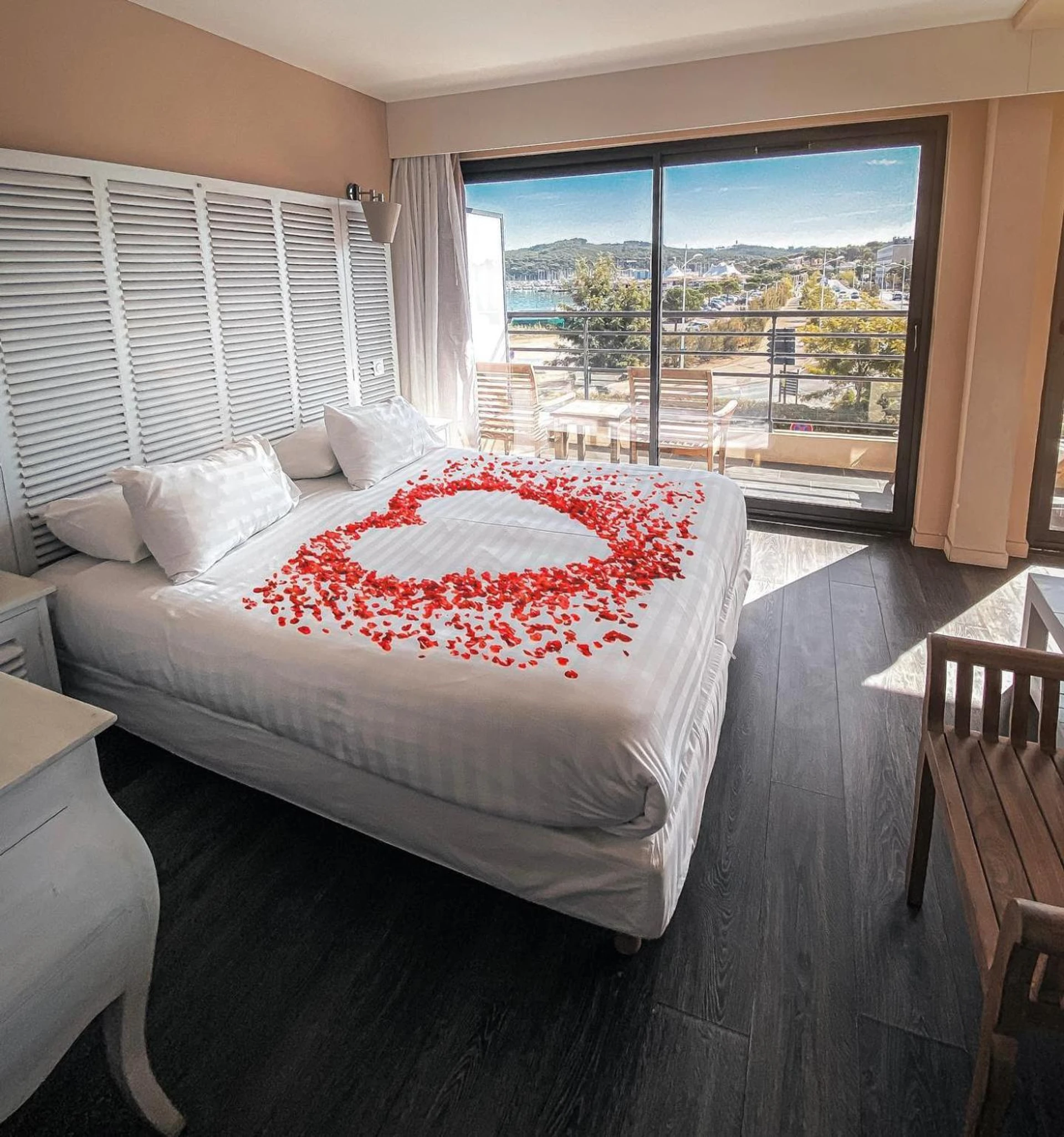 Chambre disponible pour un séminaire d'entreprise à Rives d'Or Hôtel - La Seyne-sur-Mer