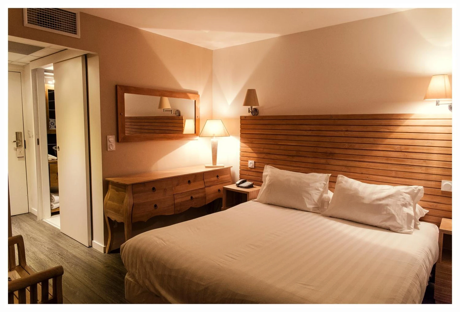Chambre disponible pour un séminaire d'entreprise à Rives d'Or Hôtel - La Seyne-sur-Mer