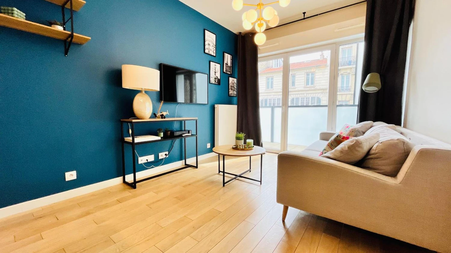 Organiser un séminaire d'entreprise : Riviera Suite - Spacieux T3 - 5 min du métro- Paris centre à 10min à paris-17e-arrondissement