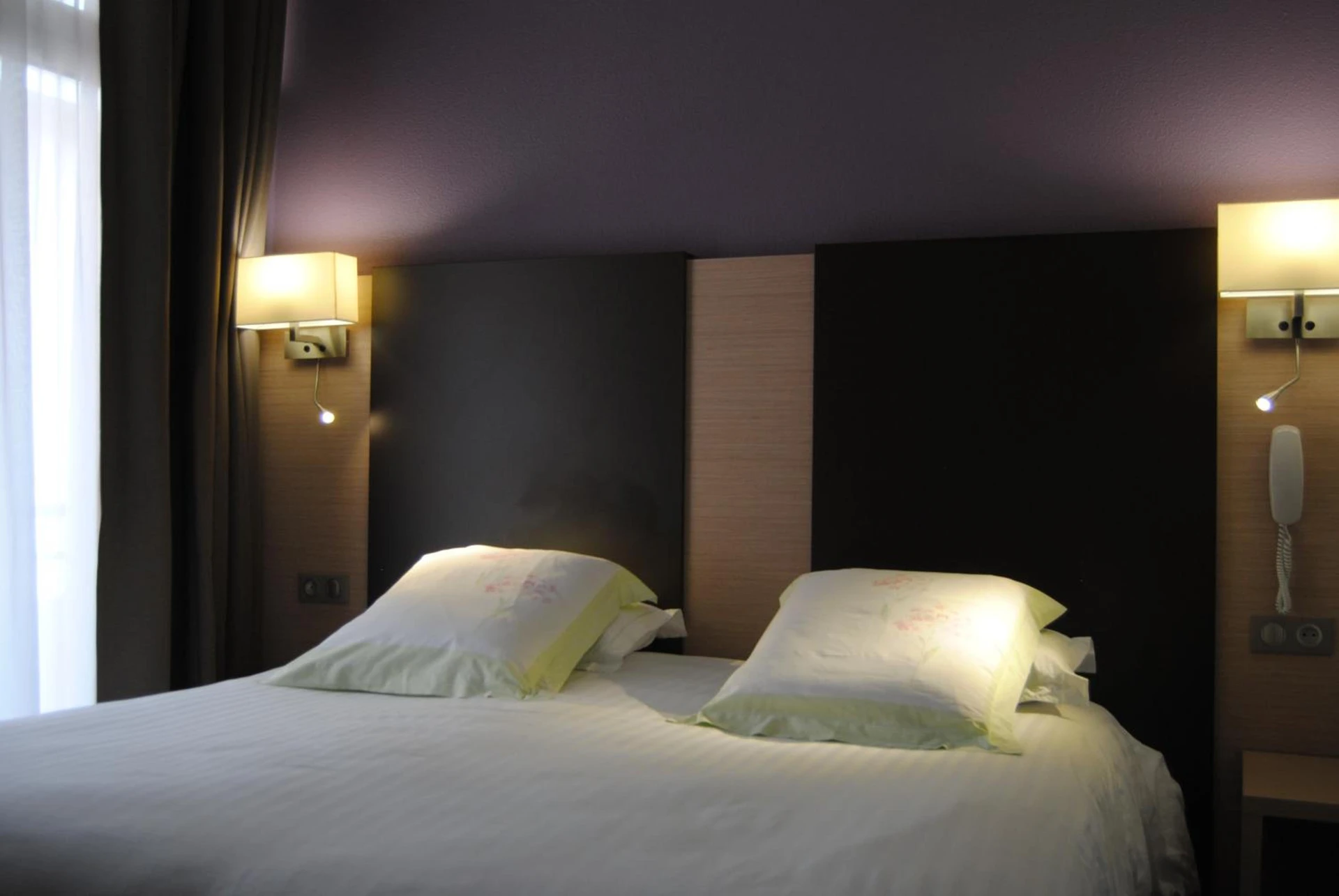 Chambre à Hôtel Roc de Massabielle - Organiser un séminaire d'entreprise à Lourdes