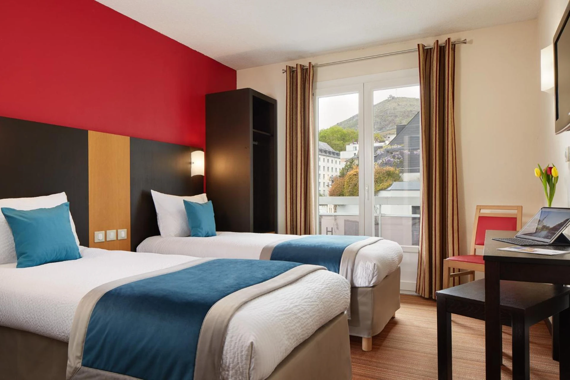 Ambiance de travail pour séminaire d'entreprise à Hôtel Roissy - Lourdes