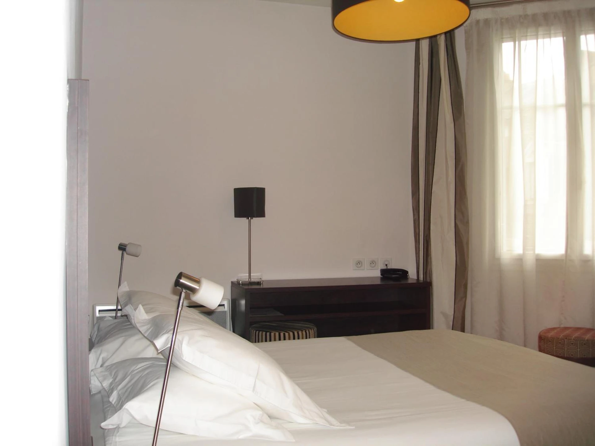 Magnifique chambre pour un séminaire d'entreprise à Hôtel Ronsard - Tours