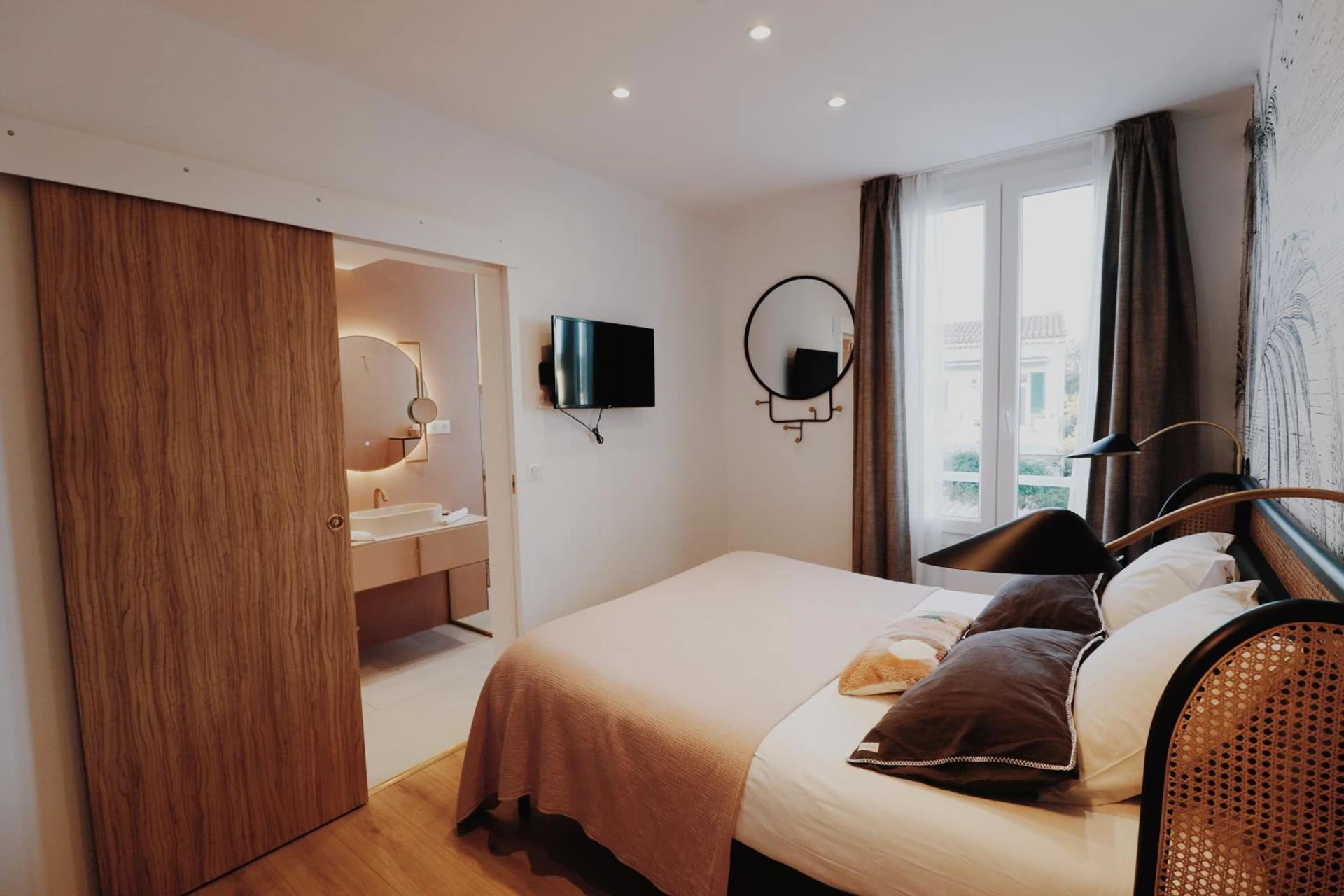 Chambre disponible pour un séminaire d'entreprise à Le Rose Thé - La Ciotat