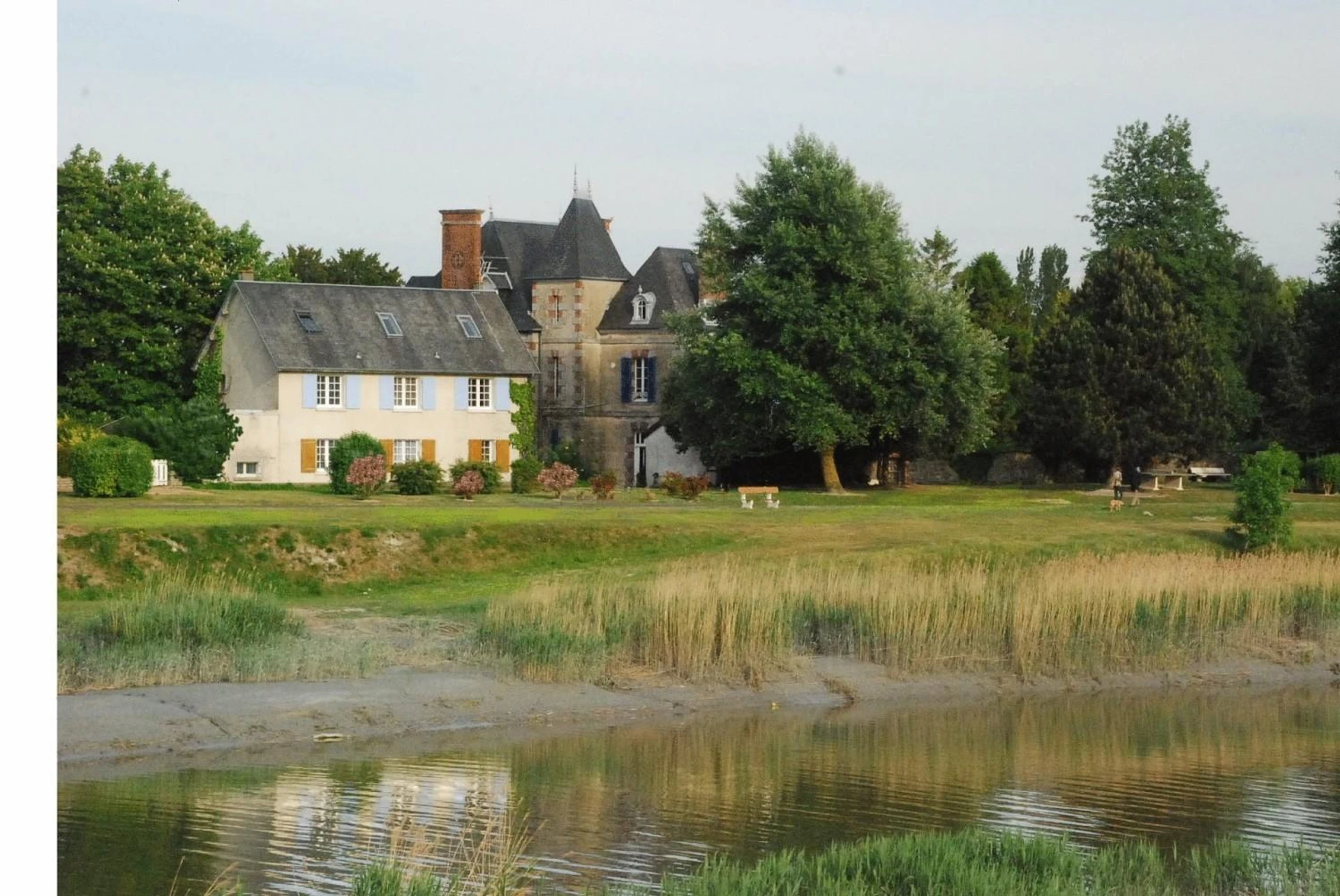 Salle de séminaire à Hotel Rose - Organiser un événement professionnel à Beauvoir