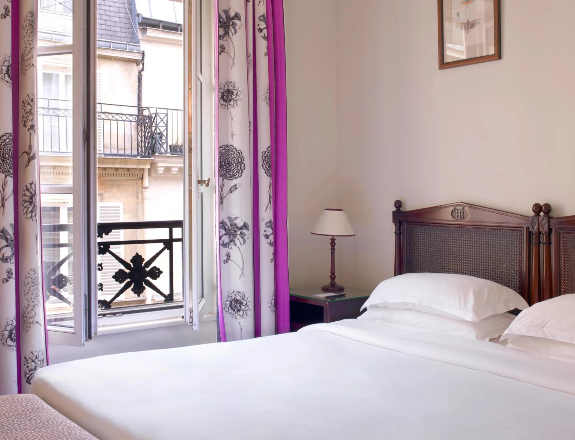 Chambre disponible pour un séminaire d'entreprise à Hotel Royal Saint Honore Paris Louvre - Paris