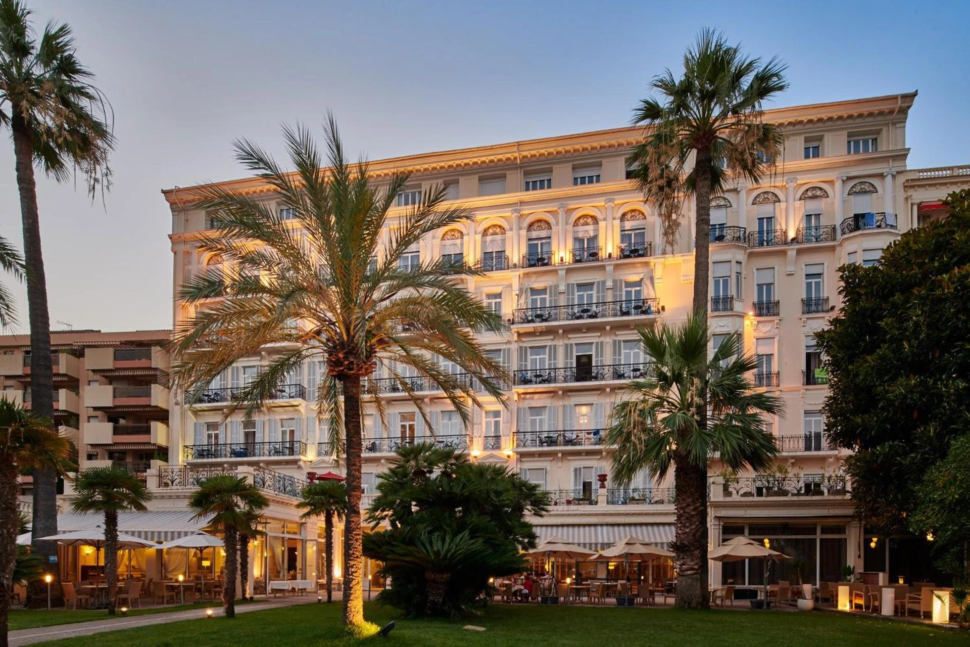 Organiser un séminaire d'entreprise : Hôtel Vacances Bleues Royal Westminster à menton