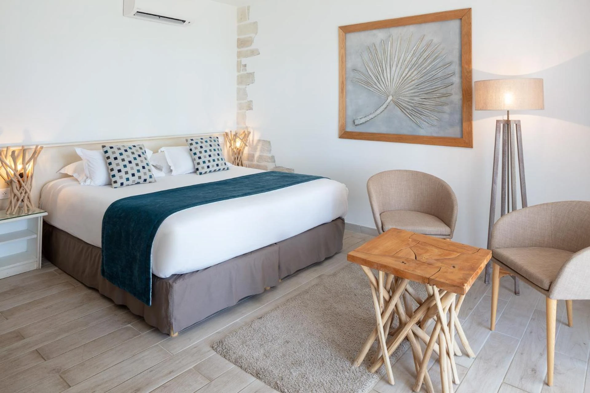 Chambre disponible pour un séminaire d'entreprise à Hotel Le Ruesco - Olmeto