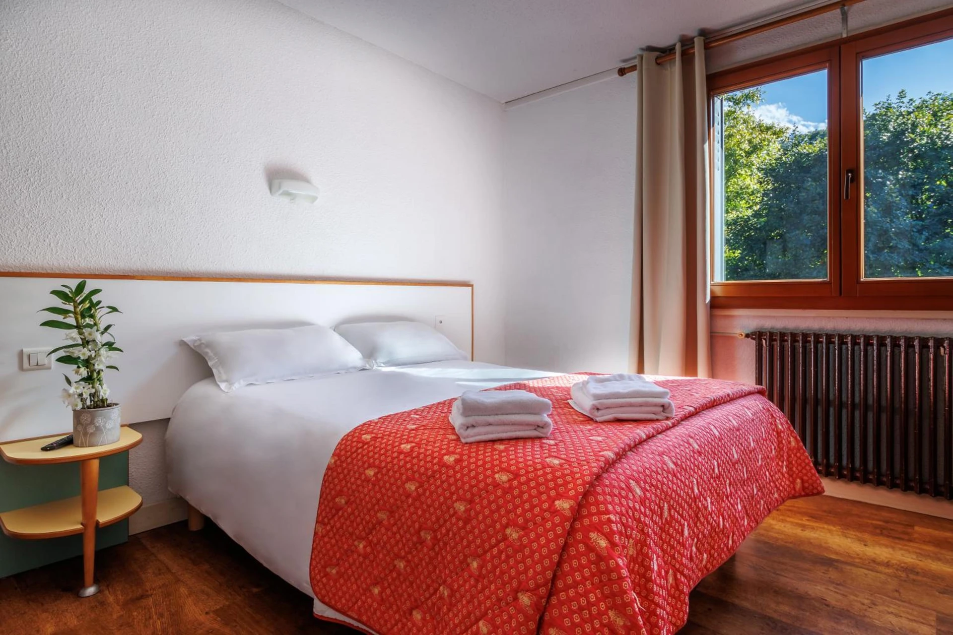 Chambre à Hôtel Saint Clair - Organiser un séminaire d'entreprise à Lourdes
