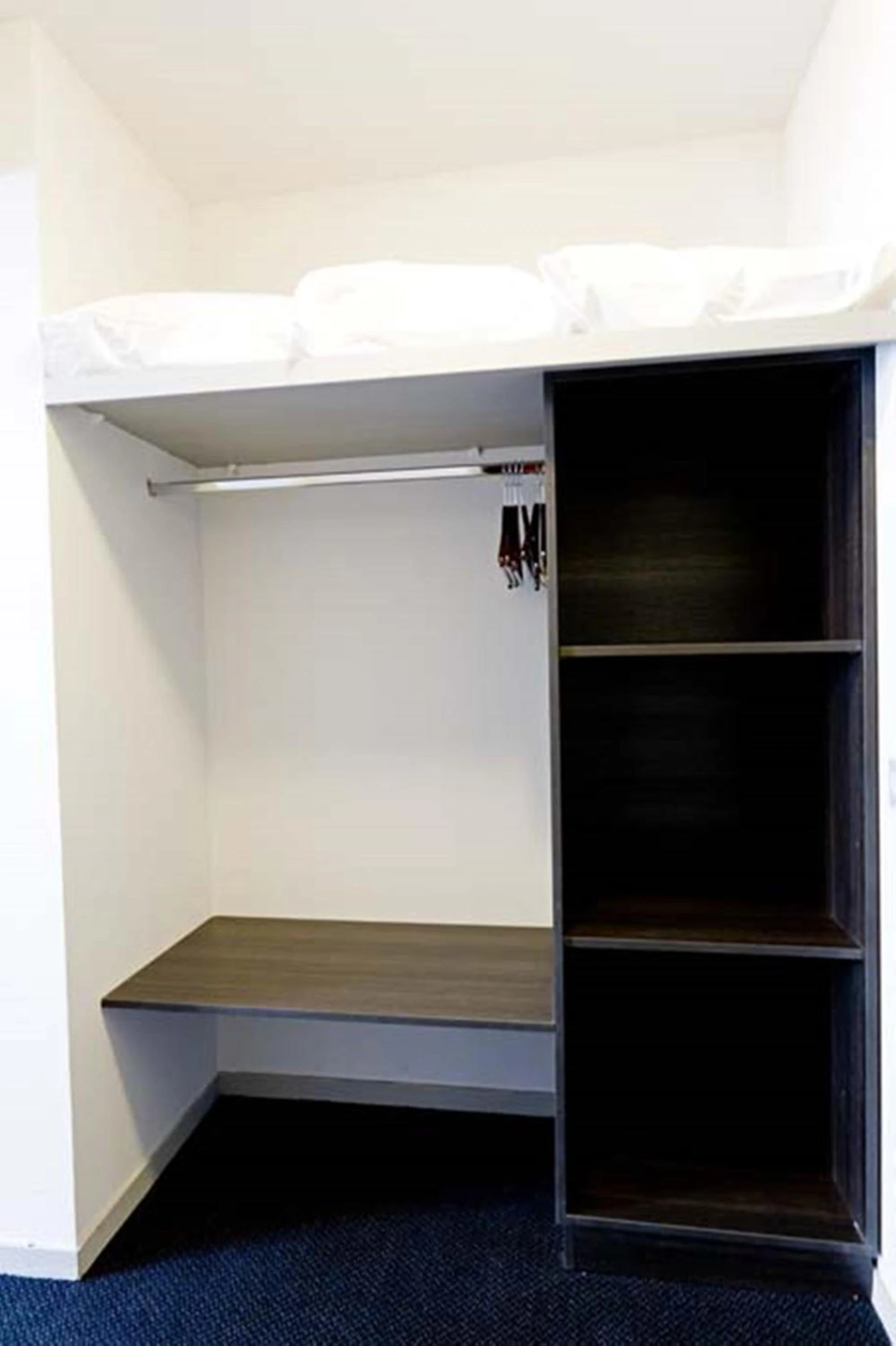 Chambre disponible pour un séminaire d'entreprise à Hôtel Saint Etienne - Lourdes