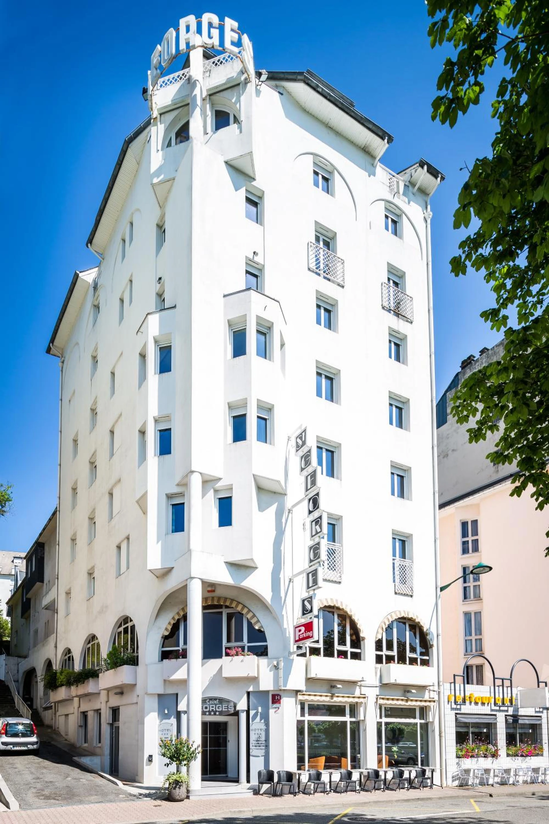Salle de séminaire à Hôtel Saint Georges - Organiser un événement professionnel à Lourdes