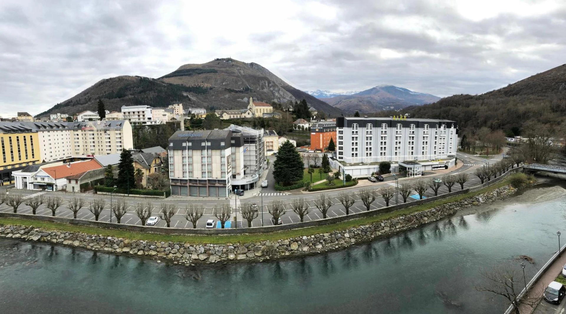 Chambre à Hôtel Saint Georges - Organiser un séminaire d'entreprise à Lourdes