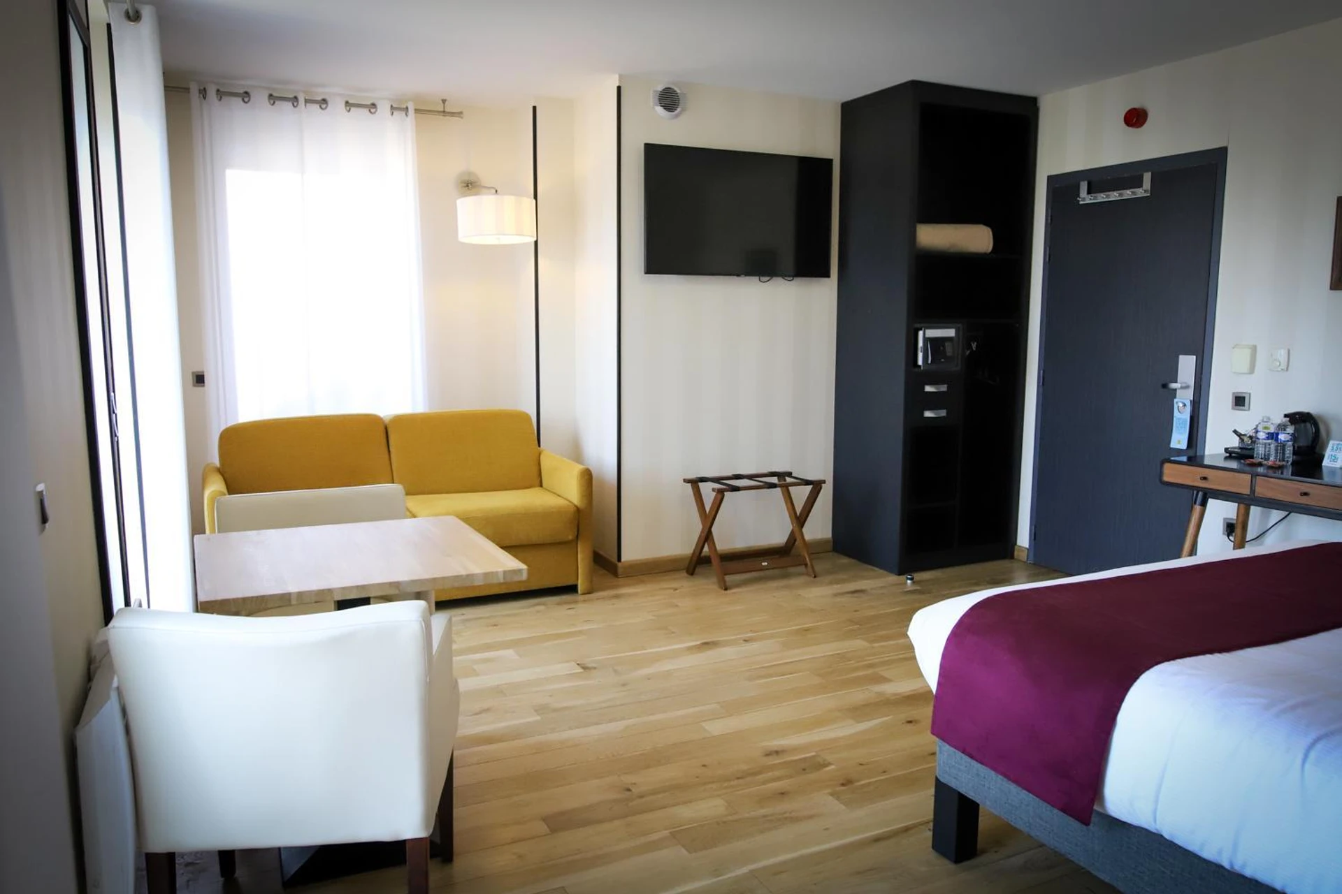 Chambre disponible pour un séminaire d'entreprise à Logis Hôtel Saint Guirec Et De La Plage - Perros-Guirec