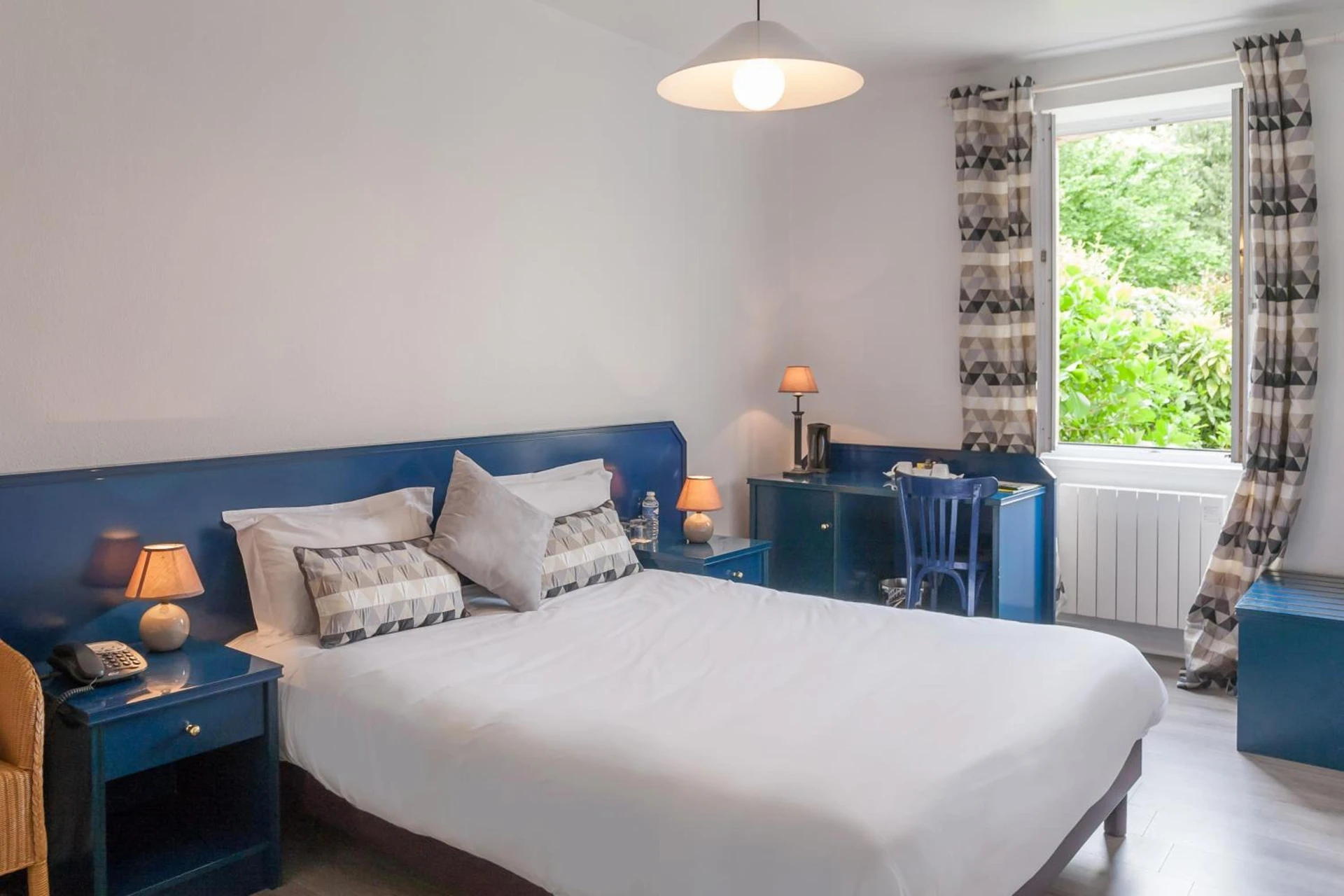 Chambre disponible pour un séminaire d'entreprise à Hôtel Saint Jacques - Thorigné-sur-Dué
