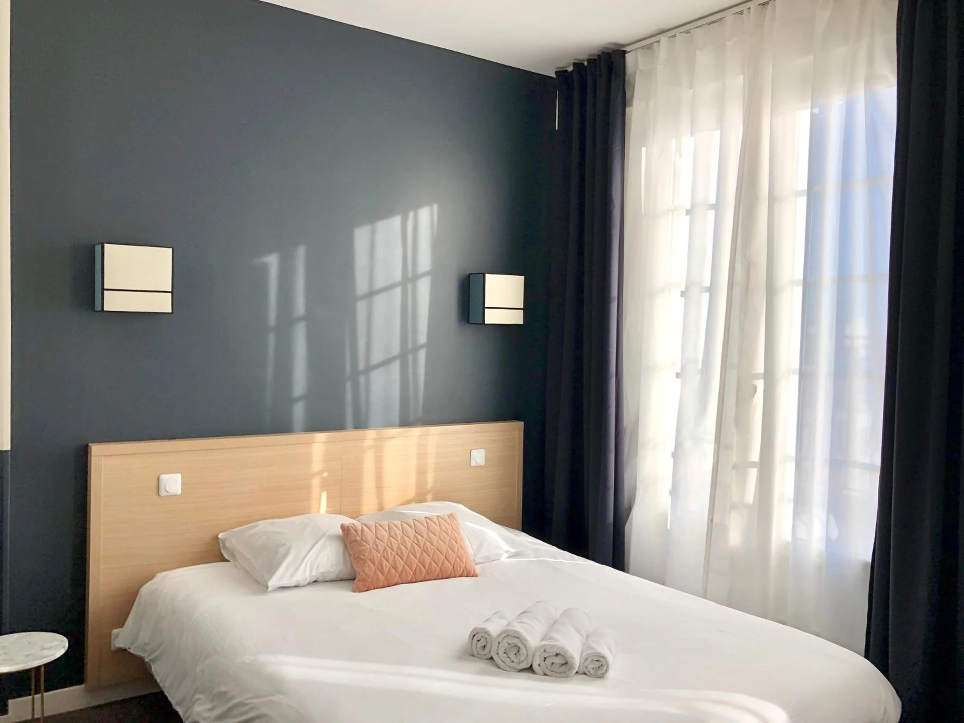 Chambre disponible pour un séminaire d'entreprise à Hotel Saint Louis - Brest