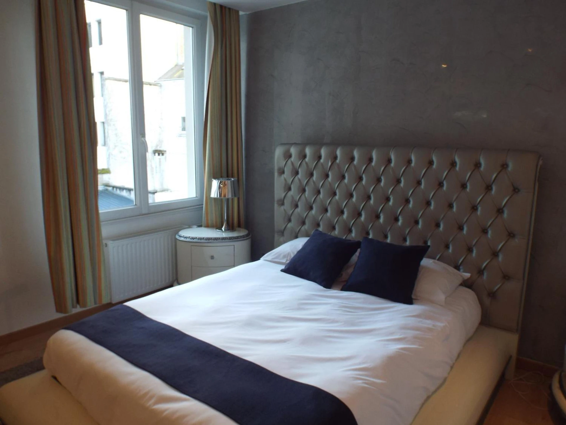 Chambre disponible pour un séminaire d'entreprise à Logis Hôtel Saint Martin - Orléans