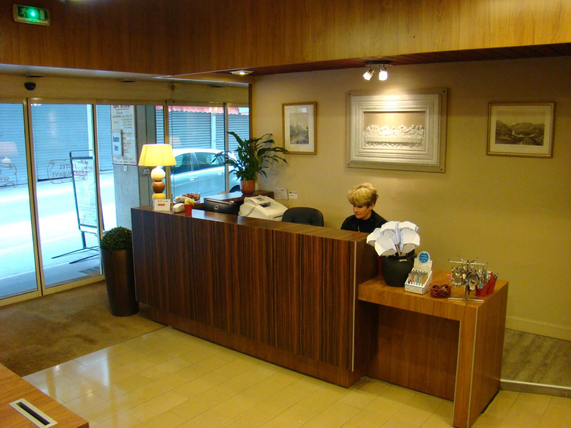 Ambiance de travail pour séminaire d'entreprise à Hôtel Saint Sébastien - Lourdes