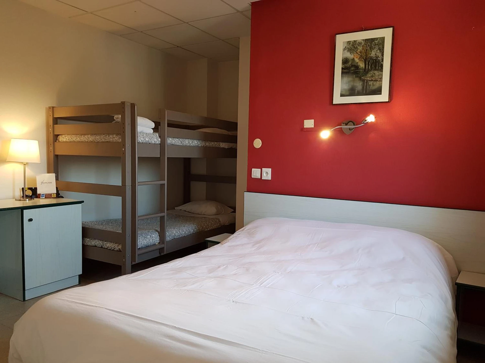 Chambre disponible pour un séminaire d'entreprise à Hotel Le Saint Vincent Lyon Sud - Vourles