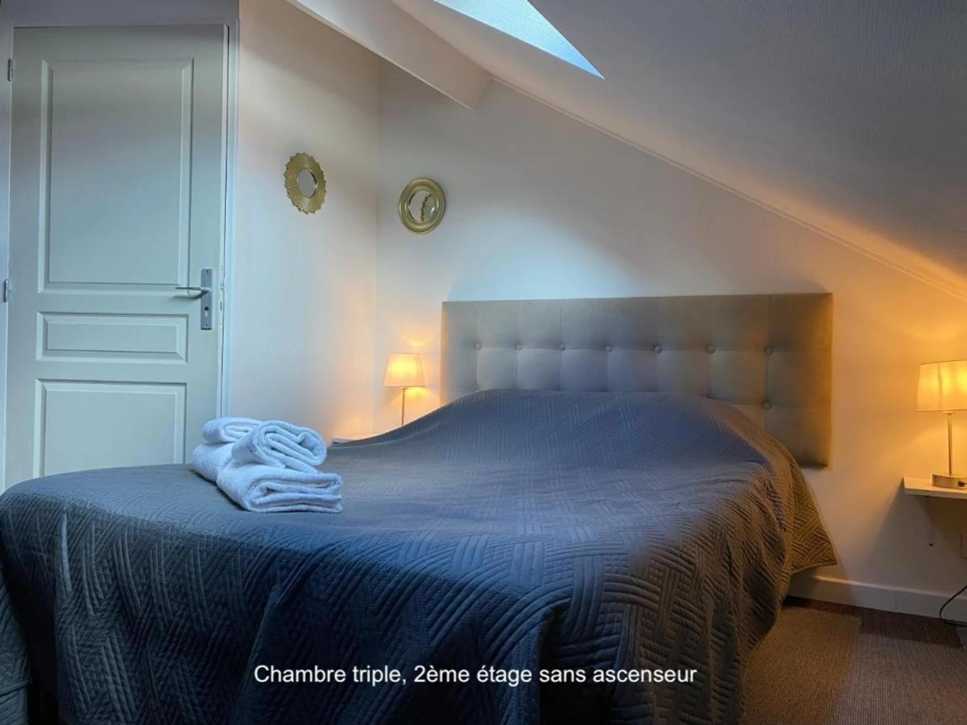 Chambre disponible pour un séminaire d'entreprise à Hotel Saint Yves - Nantes
