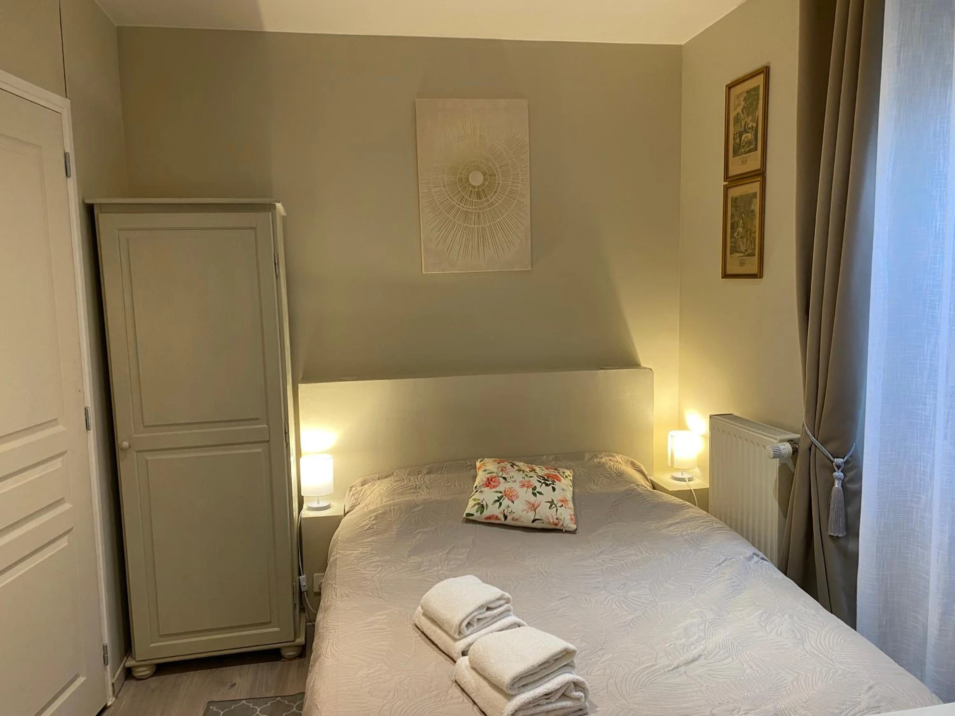 Magnifique chambre pour un séminaire d'entreprise à Hotel Saint Yves - Nantes