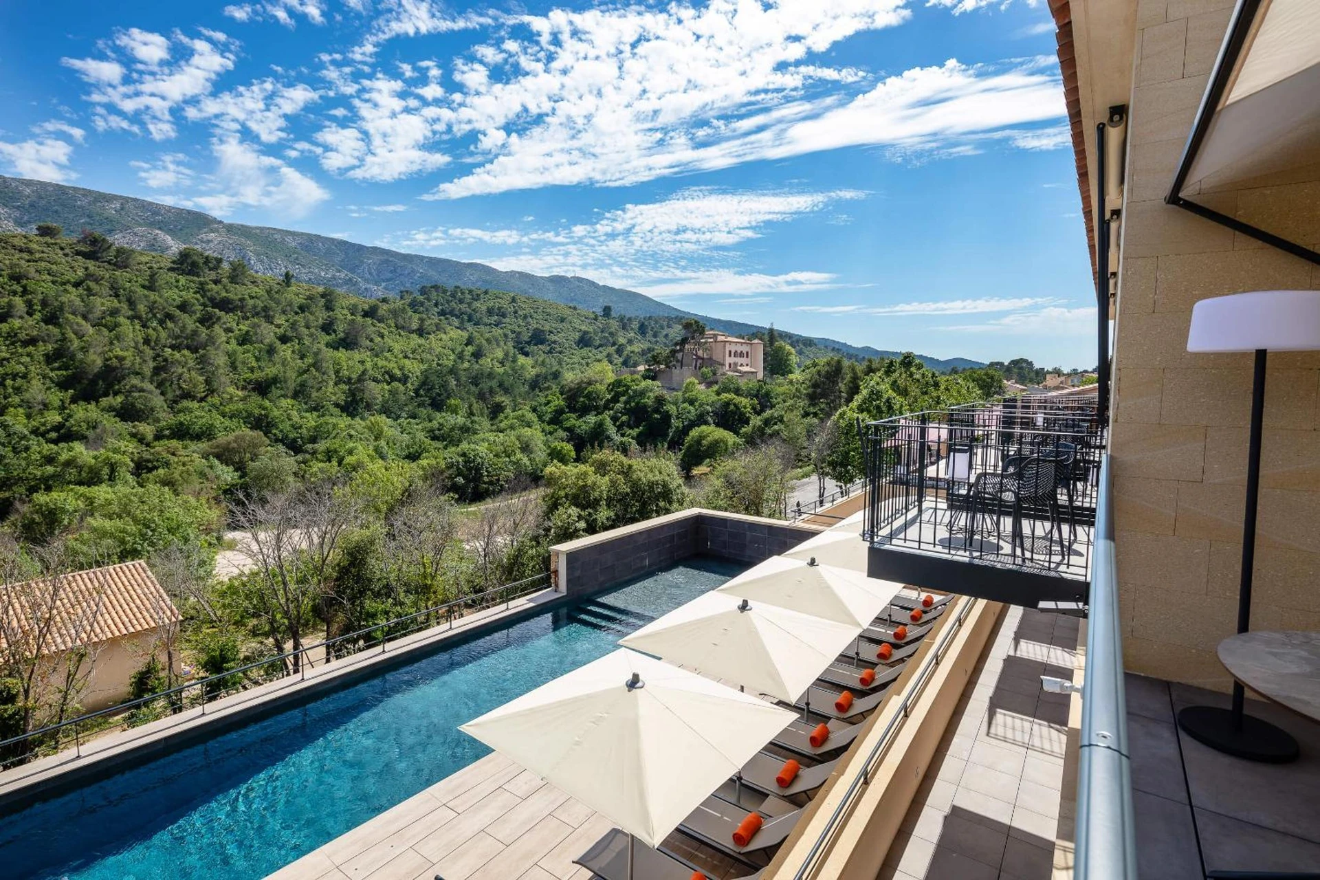 Organiser un séminaire d'entreprise : Hôtel Sainte Victoire à vauvenargues
