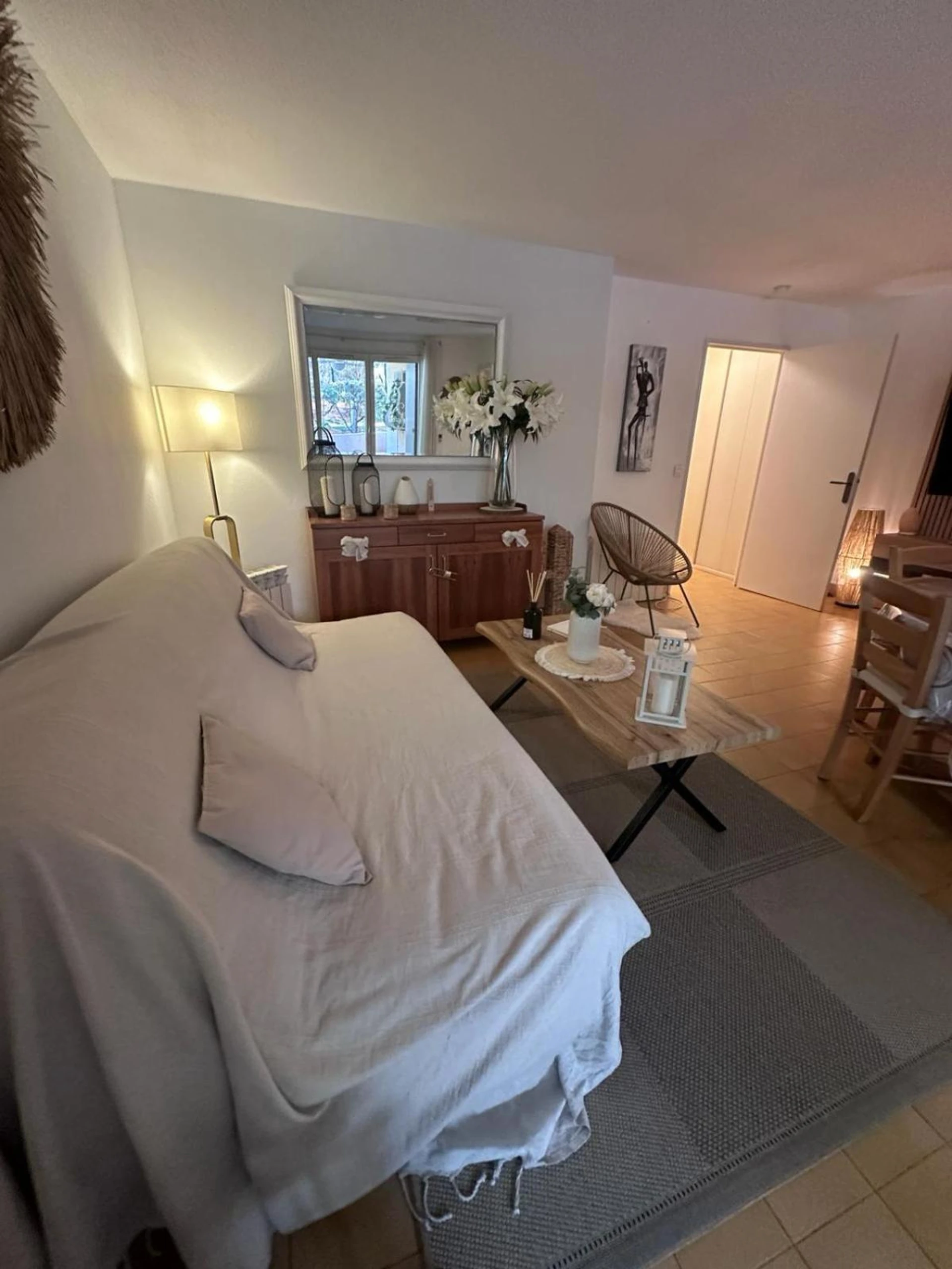 Chambre disponible pour un séminaire d'entreprise à Appartement T2-48M2 ā Santa Lucia Saint Raphaël - Saint-Raphaël