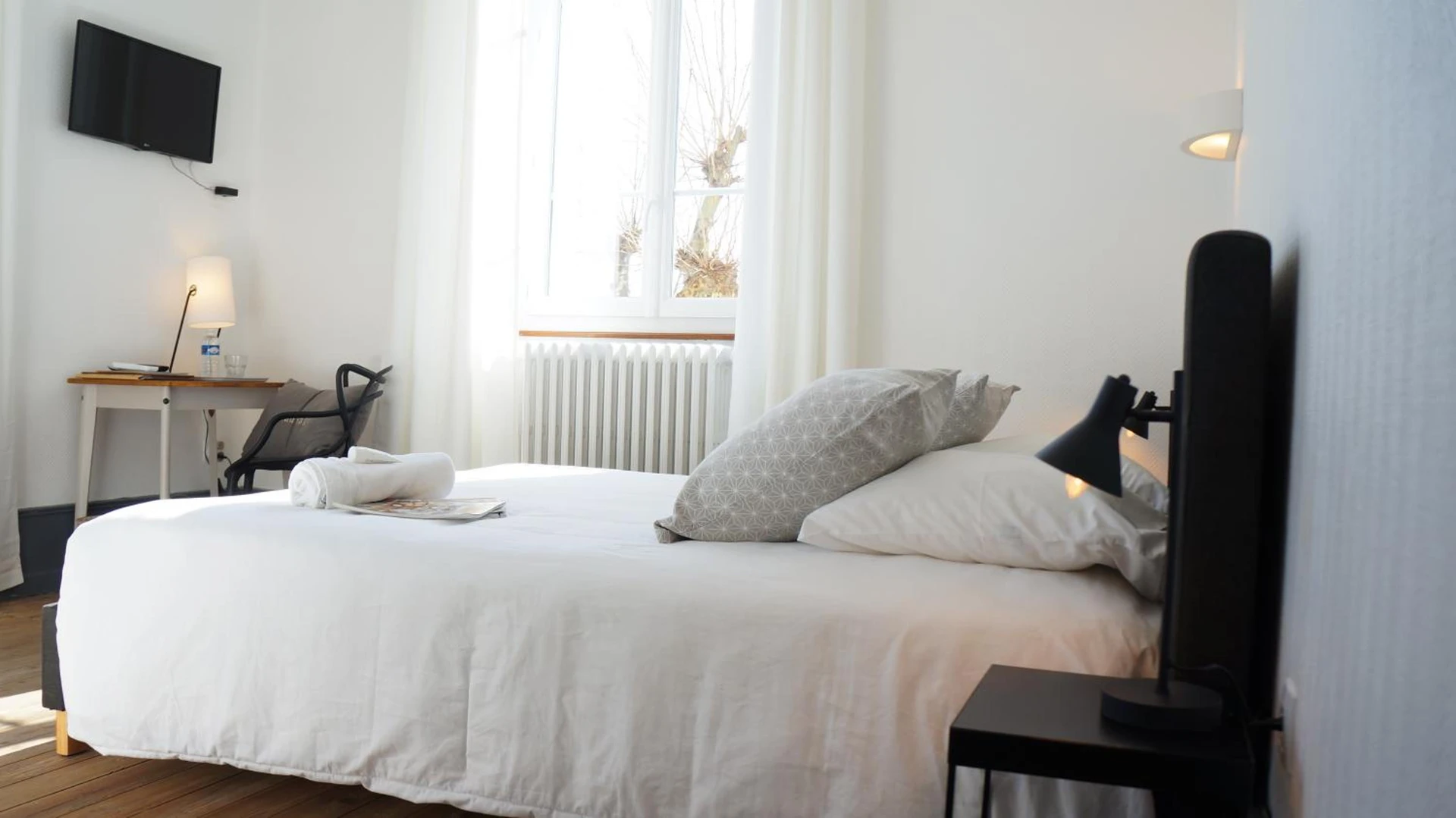 Chambre disponible pour un séminaire d'entreprise à Hotel Savel - Ruoms