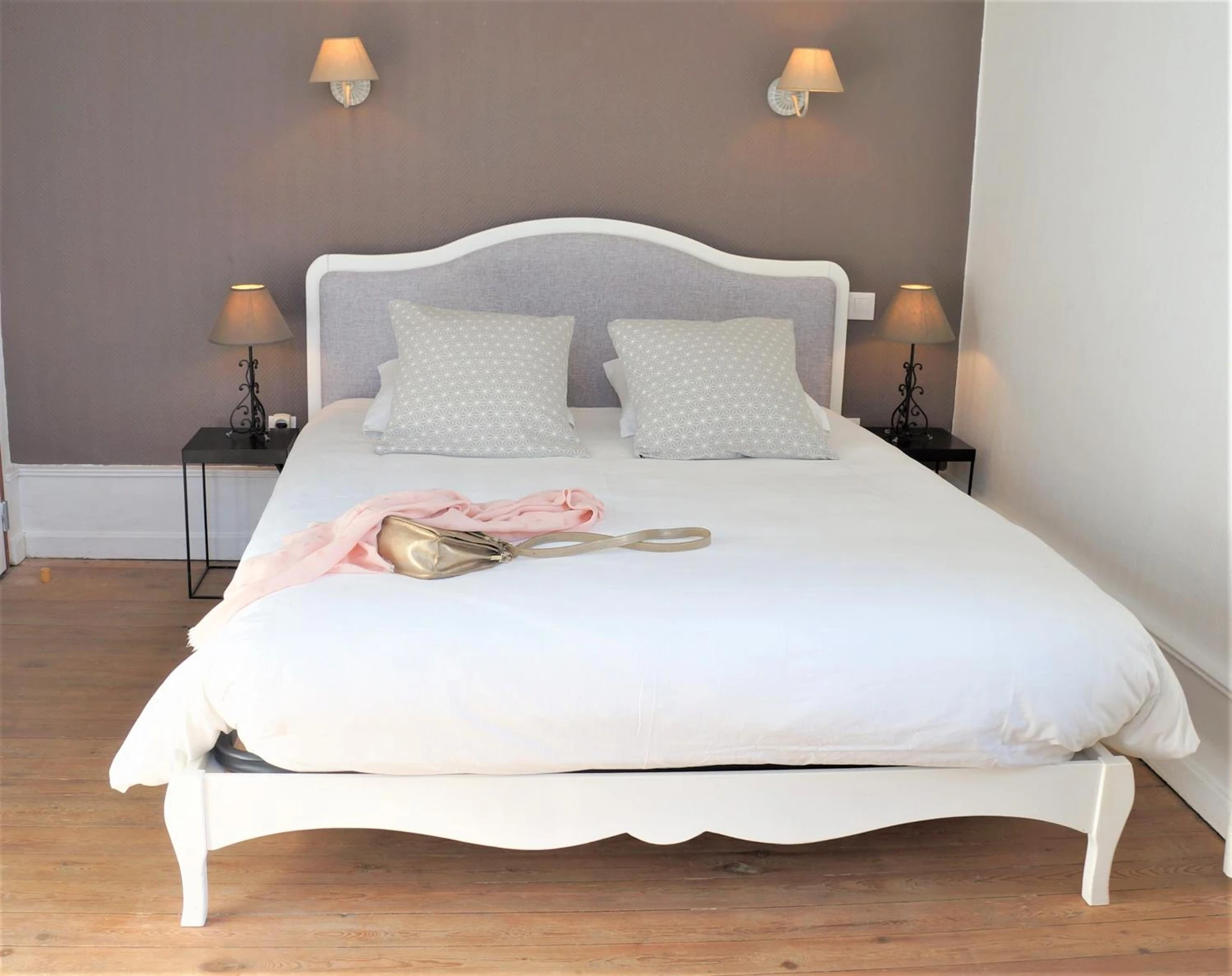 Chambre disponible pour un séminaire d'entreprise à Hotel Savel - Ruoms