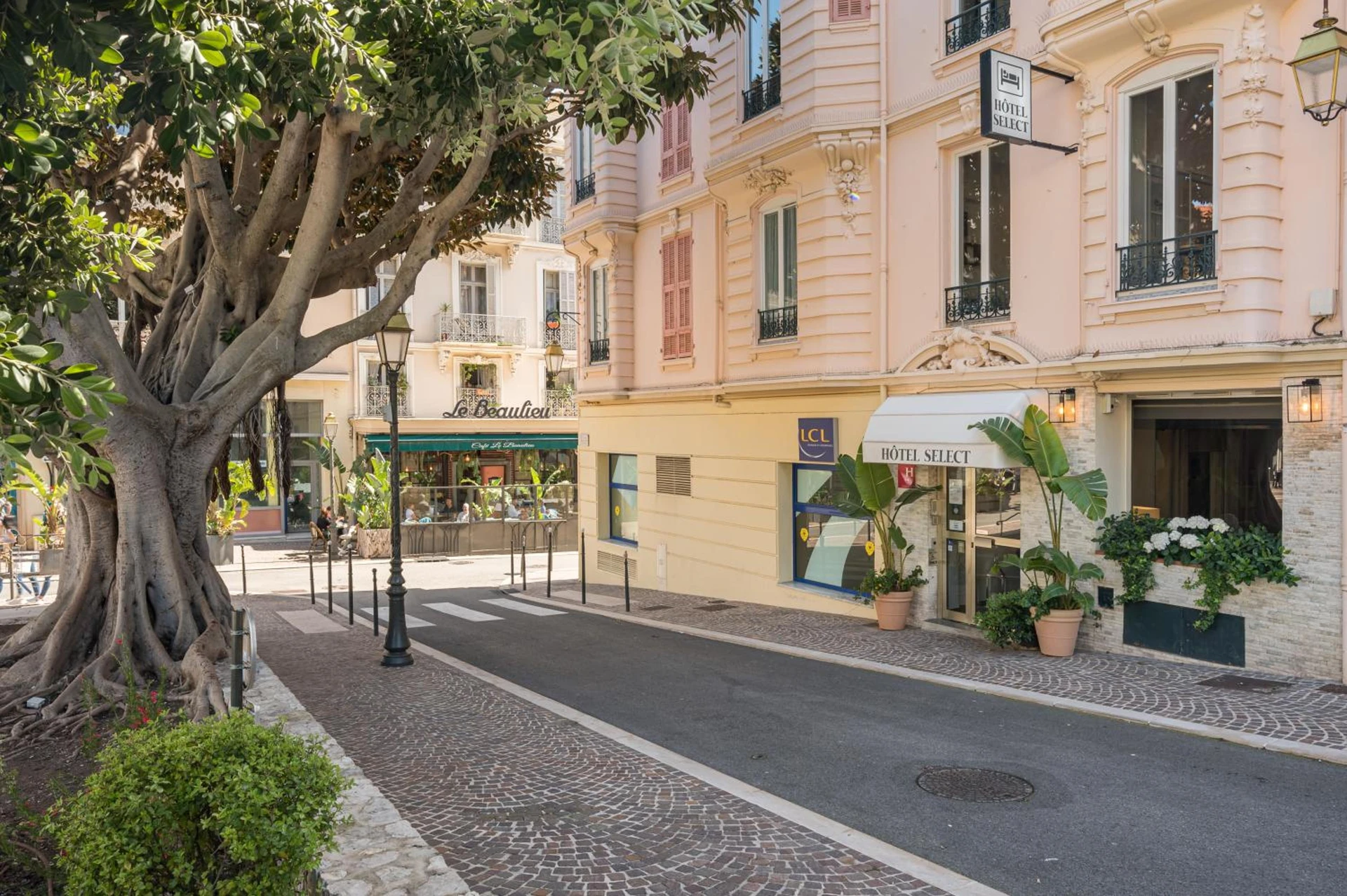 Chambre à Hotel Select - Organiser un séminaire d'entreprise à Beaulieu-sur-Mer