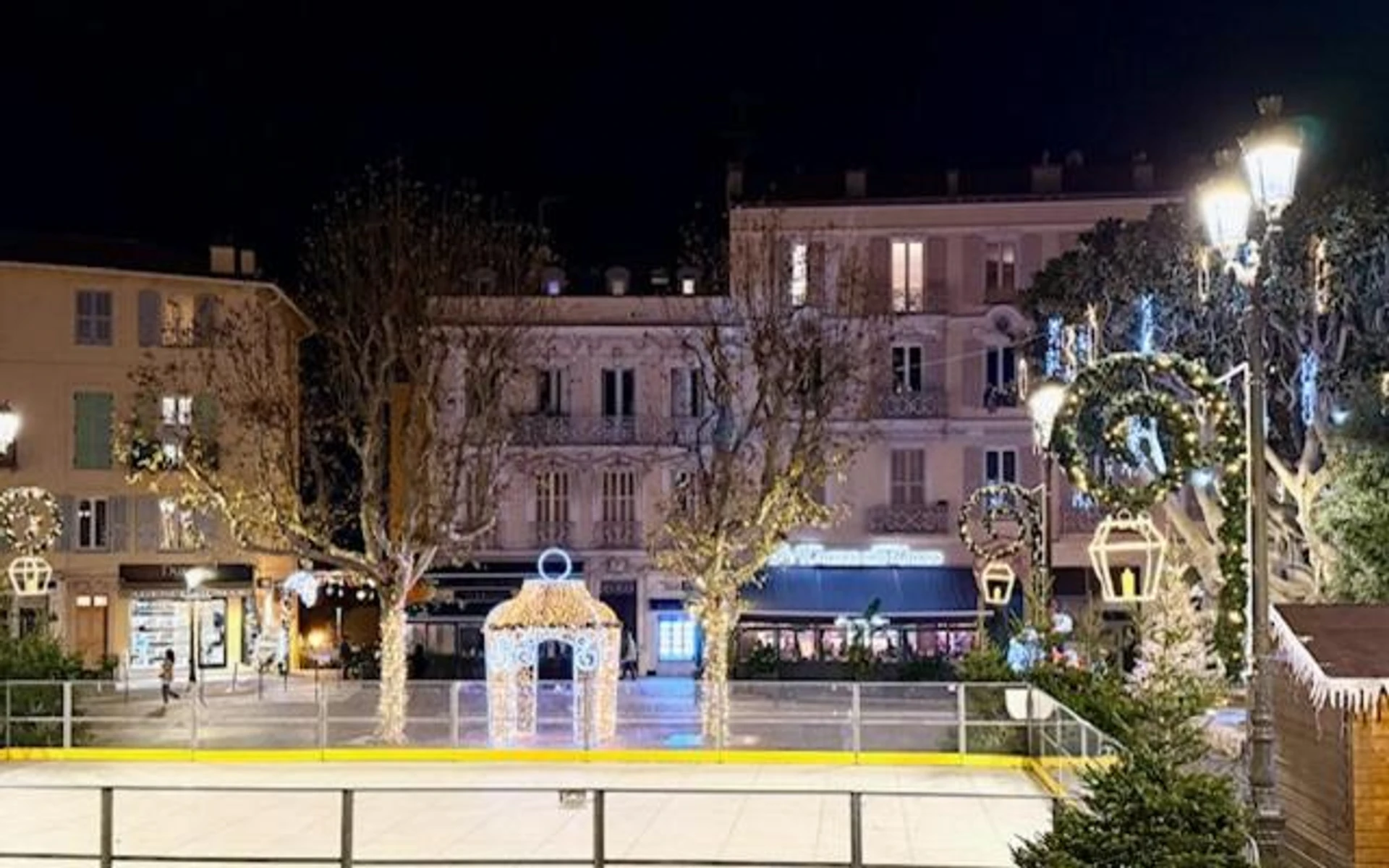 Lieu convivial pour un séminaire d'entreprise à Hotel Select - Beaulieu-sur-Mer - En savoir plus 