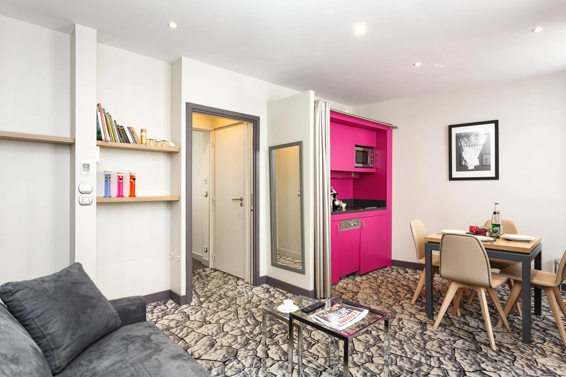 Ambiance de travail pour séminaire d'entreprise à Serotel Suites Opera - Paris