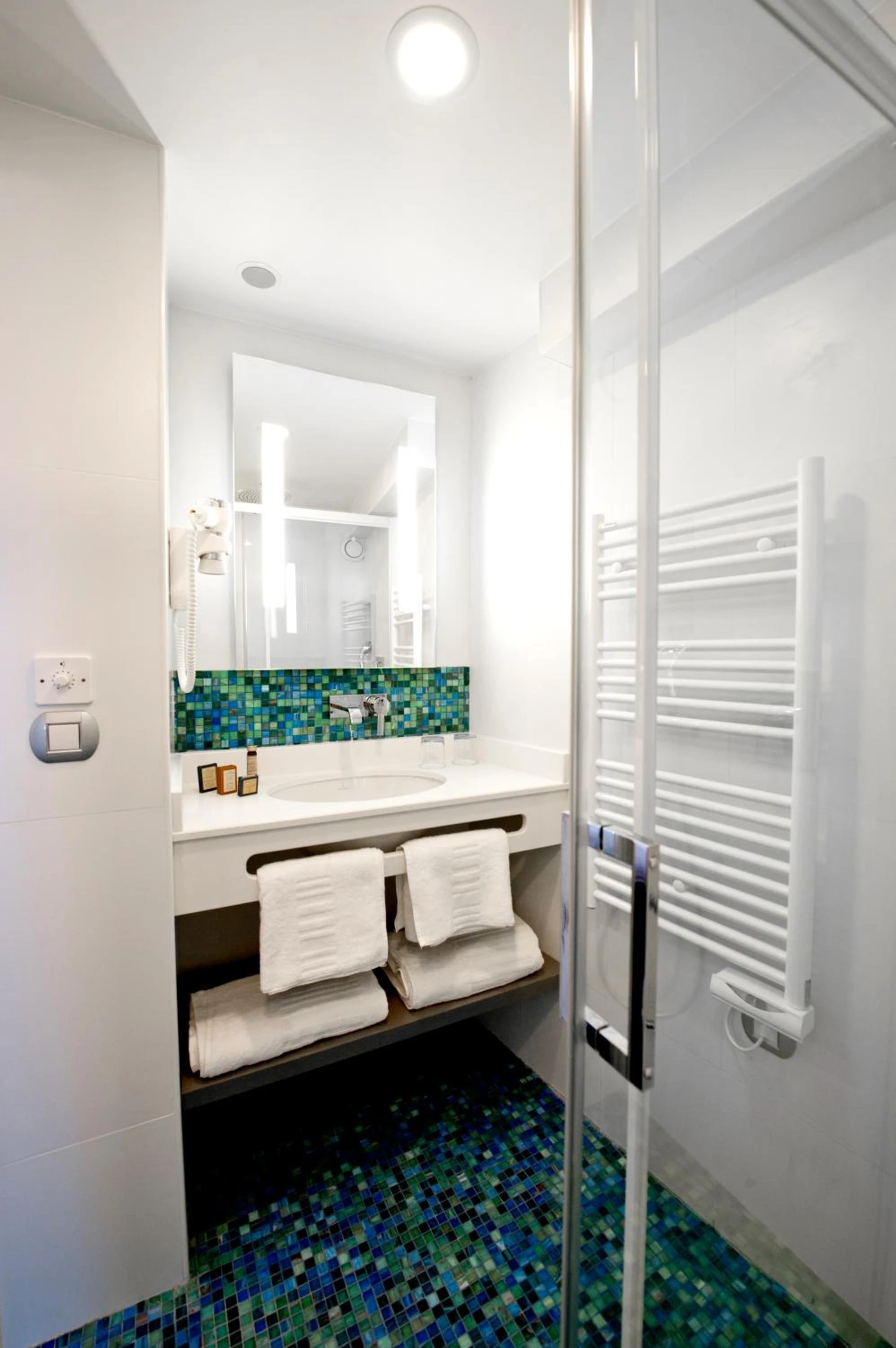 Lieu convivial pour un séminaire d'entreprise à Serotel Suites Opera - Paris - En savoir plus 