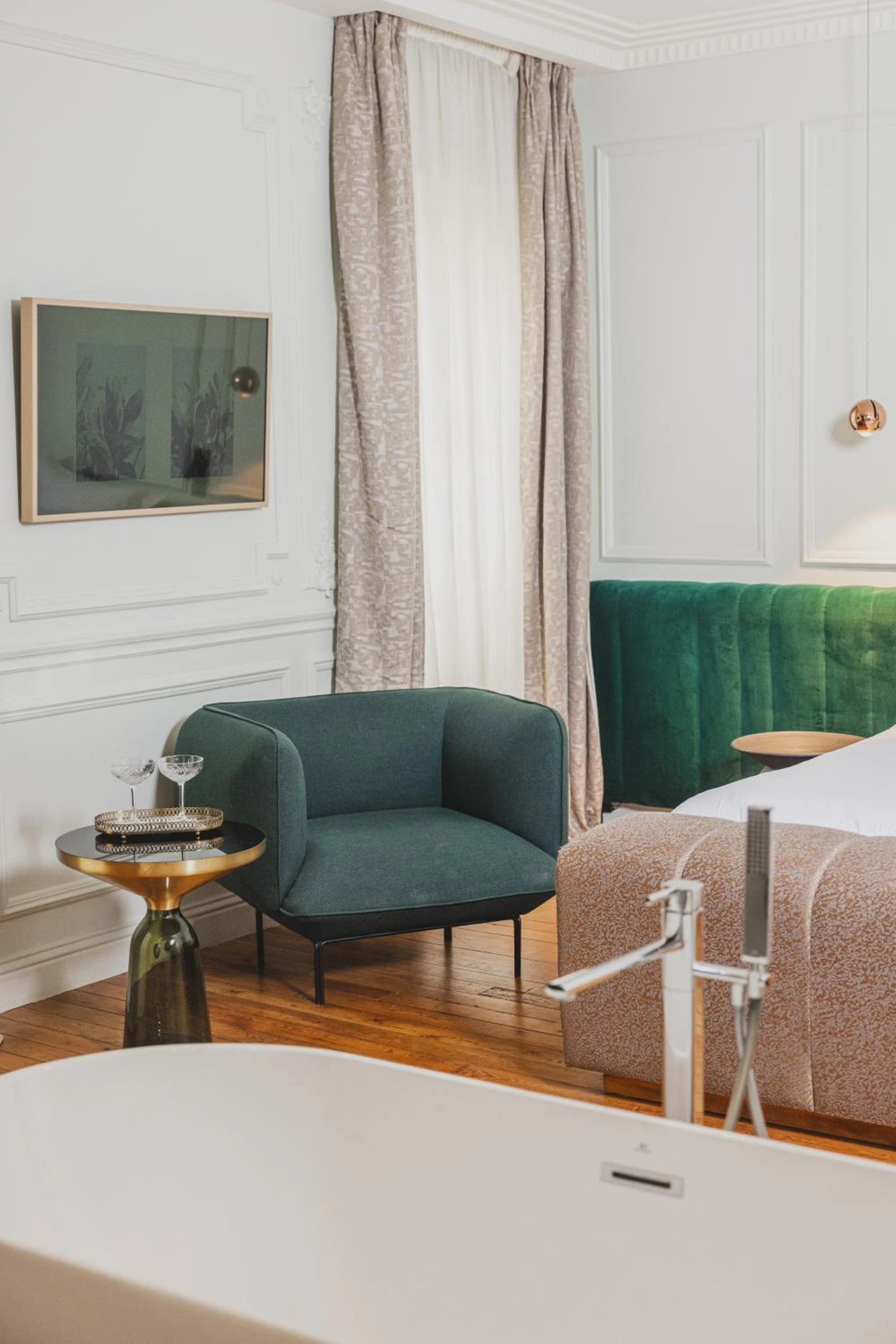 Magnifique chambre pour un séminaire d'entreprise à Hôtel Singulier Bordeaux - Boutique Hôtel & Spa Anne Semonin - Bordeaux