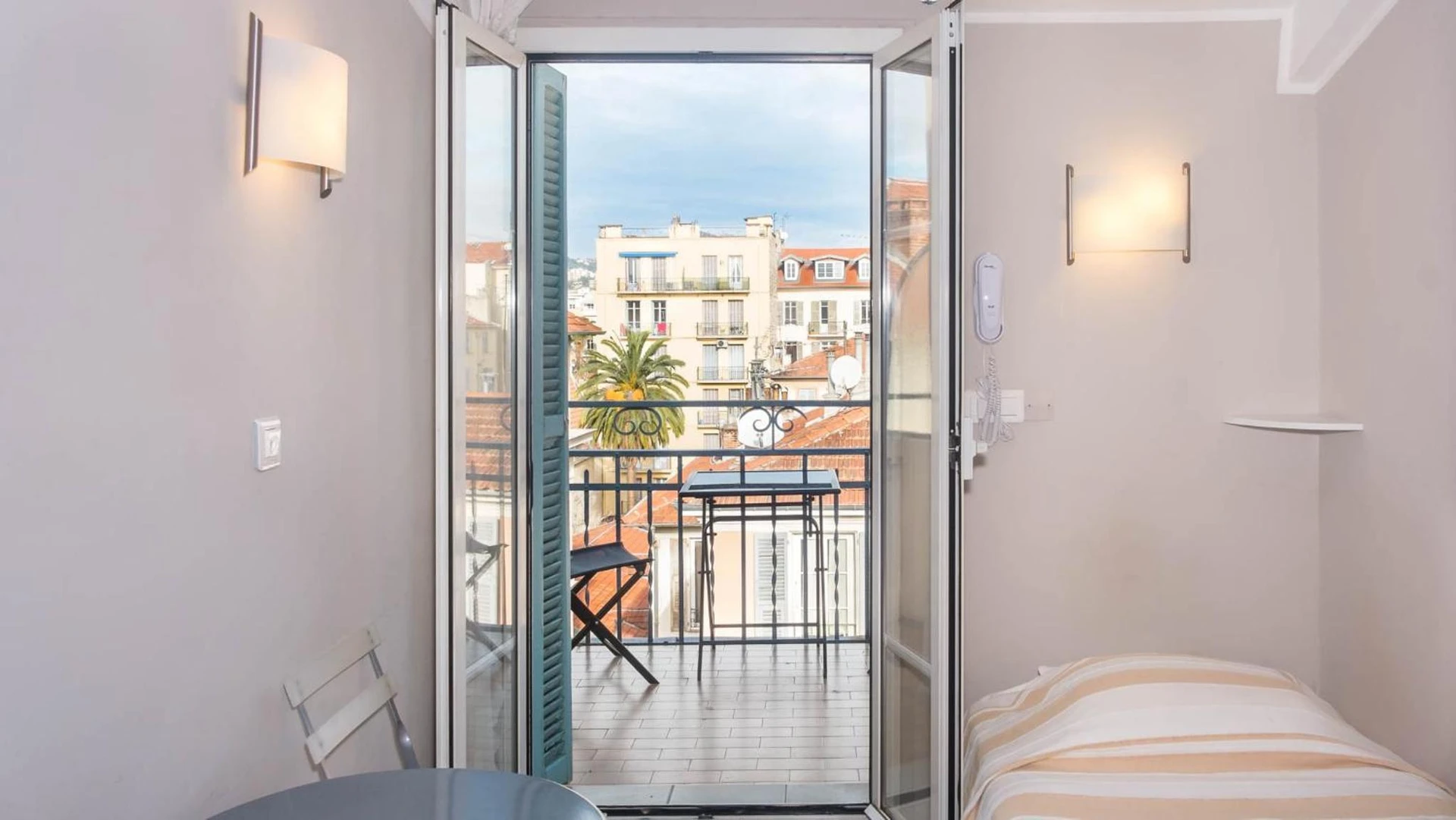 Salle de séminaire à Hotel Solara - Organiser un événement professionnel à Nice