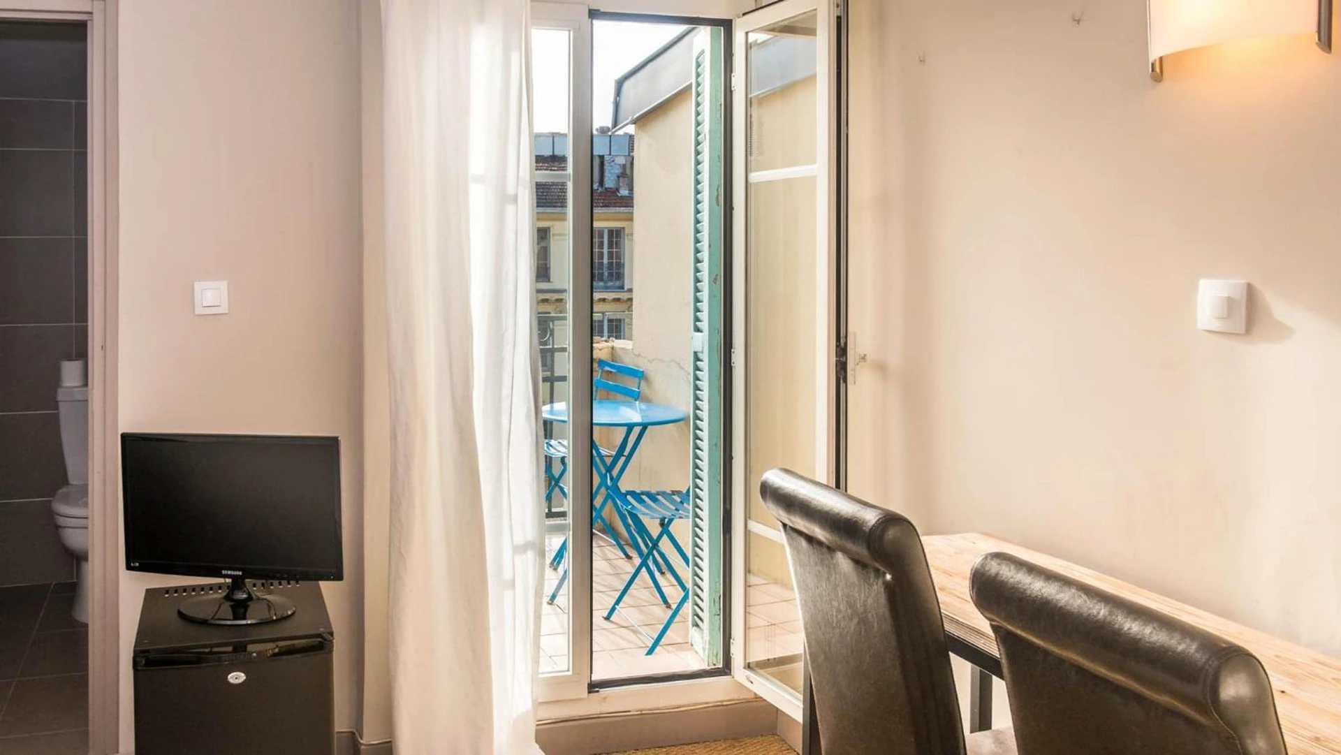 Lieu convivial pour un séminaire d'entreprise à Hotel Solara - Nice - En savoir plus 