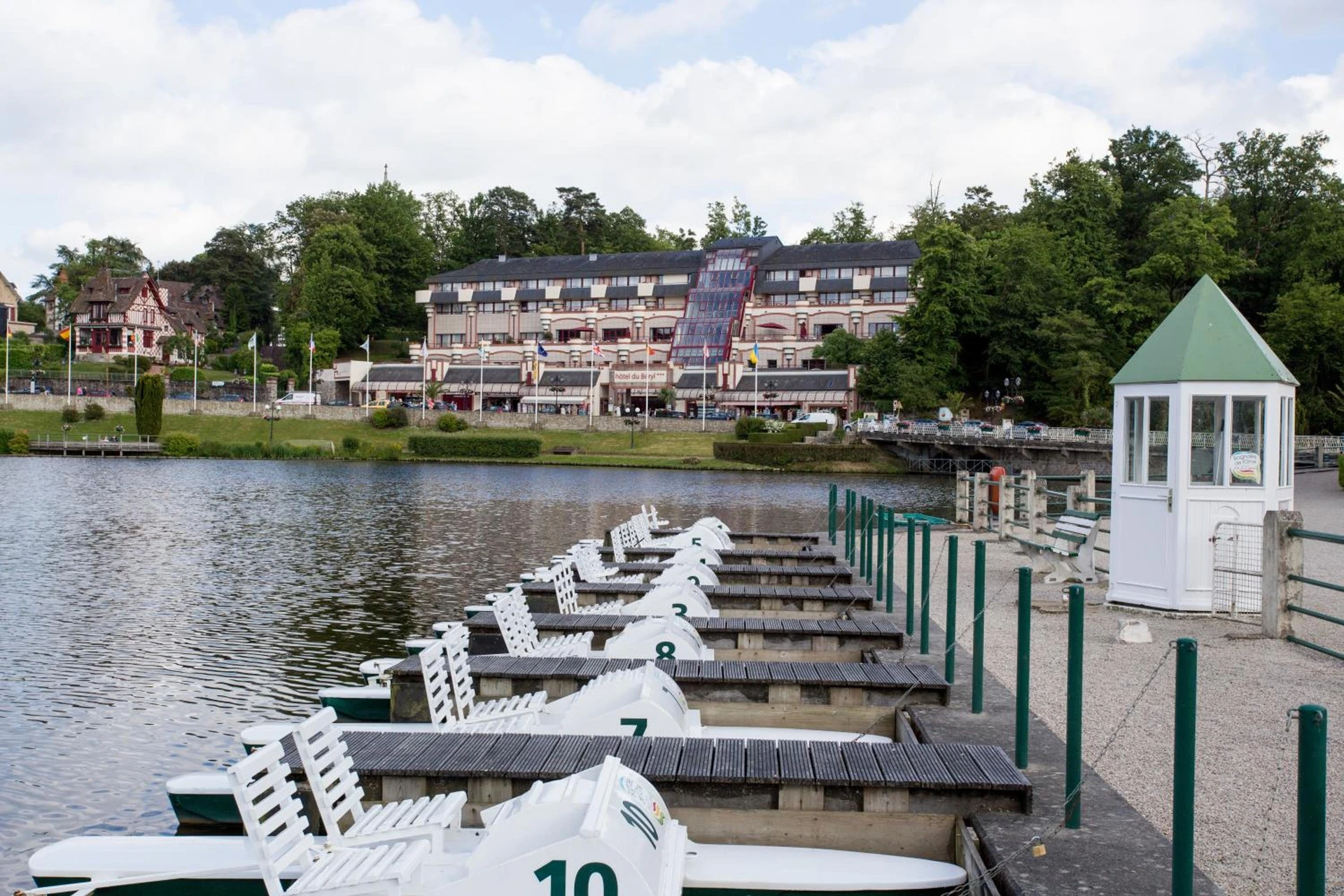Organiser un séminaire d'entreprise : Hôtel Spa Du Béryl à bagnoles-de-l-orne-normandie