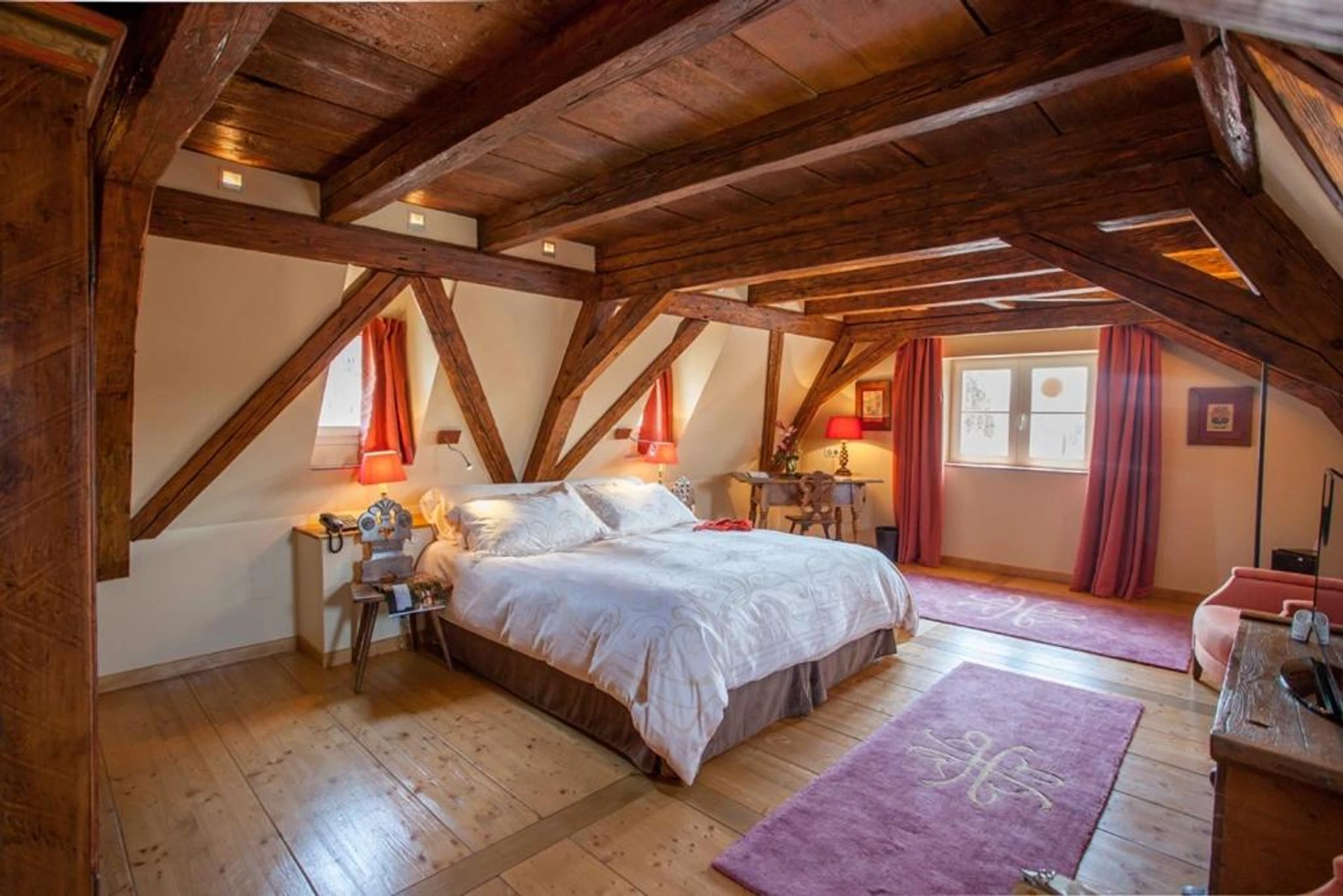 Chambre à Hôtel & Spa Le Bouclier D'or - Organiser un séminaire d'entreprise à Strasbourg