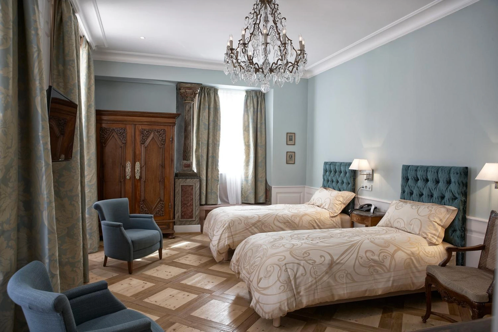 Chambre disponible pour un séminaire d'entreprise à Hôtel & Spa Le Bouclier D'or - Strasbourg