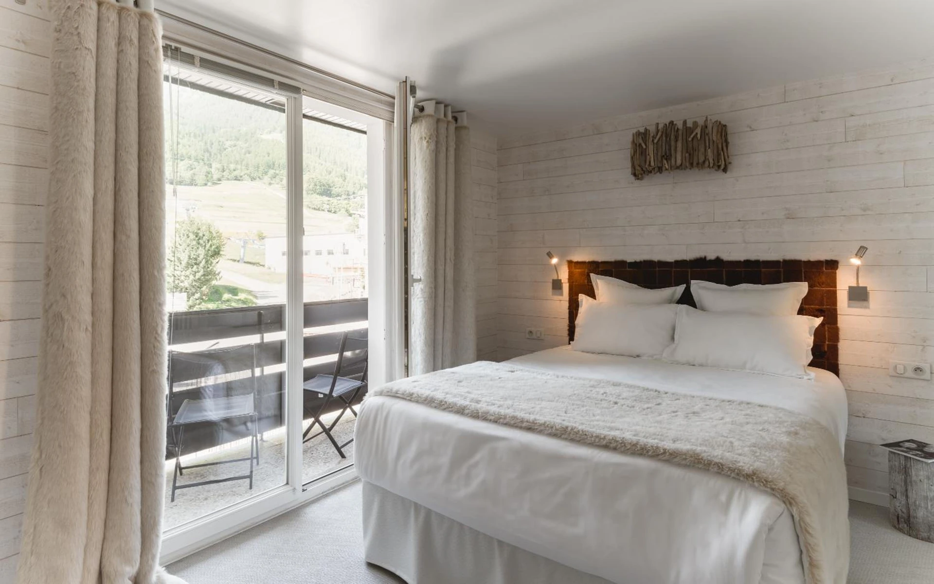 Chambre disponible pour un séminaire d'entreprise à Rock Noir & Spa - La Salle-Les-Alpes