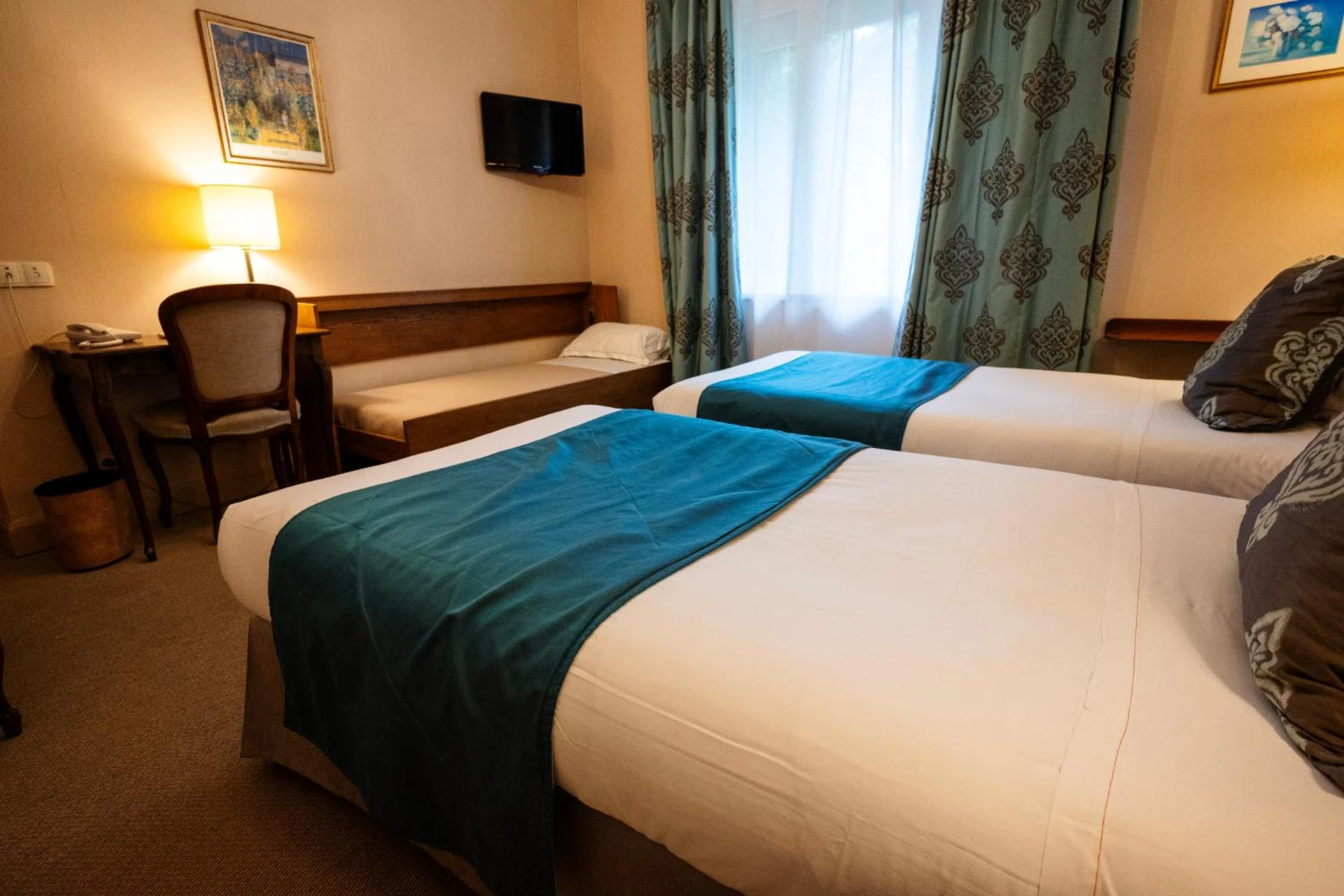 Chambre disponible pour un séminaire d'entreprise à Cit'Hotel Sphinx - Hotel - Montélimar