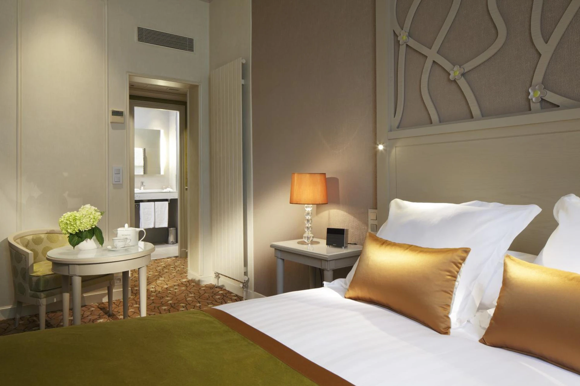 Chambre disponible pour un séminaire d'entreprise à Splendid Etoile - Paris