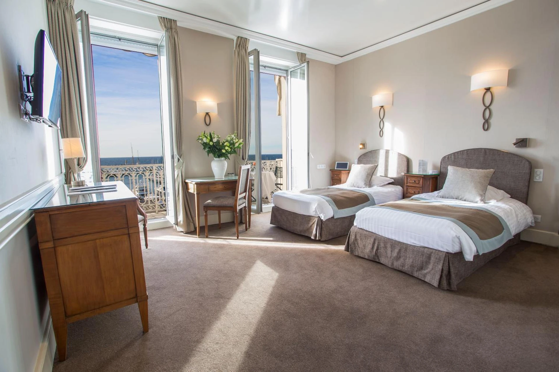 Ambiance de travail pour séminaire d'entreprise à Hotel Splendid - Cannes