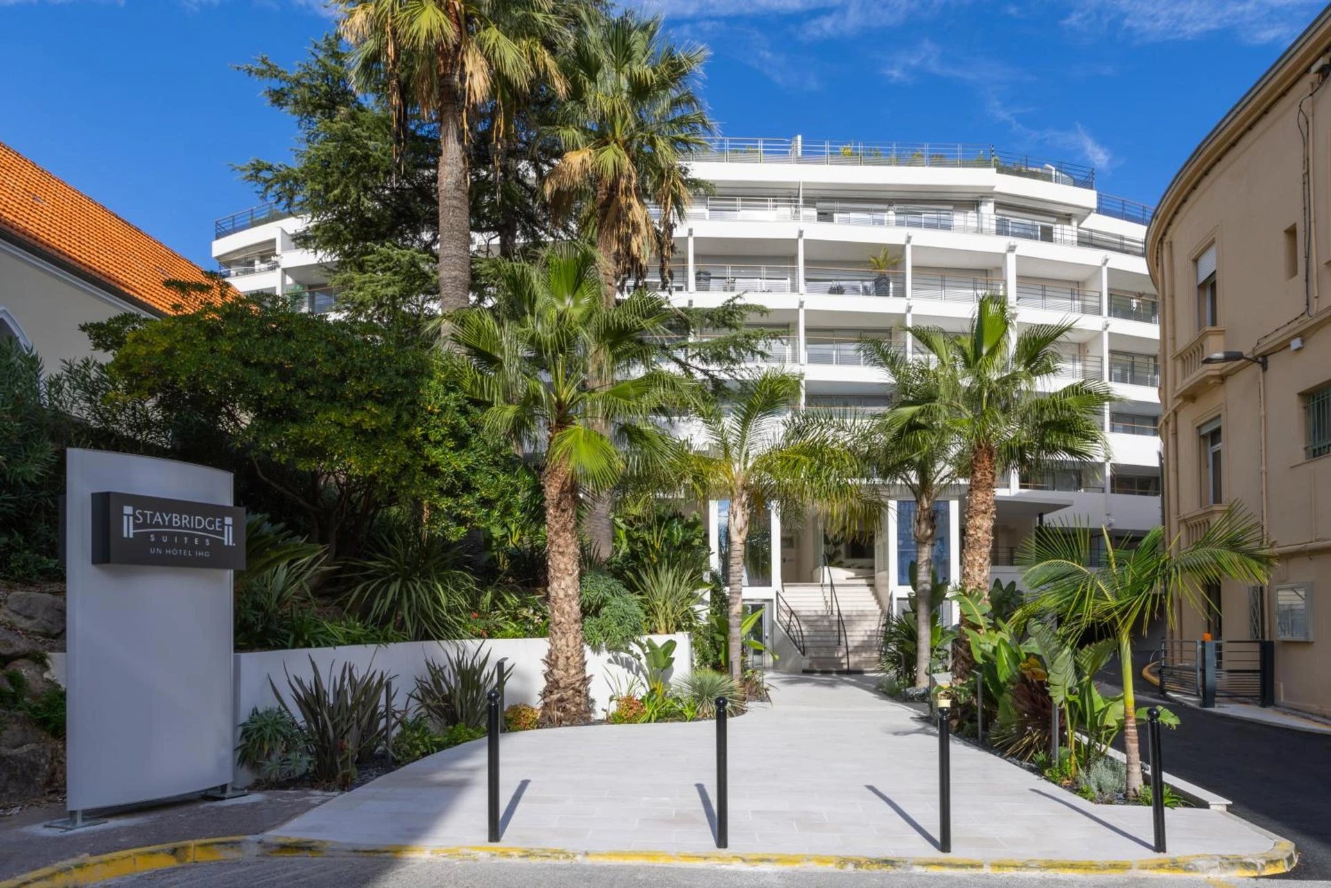 Chambre à Staybridge Suites - Cannes Centre by IHG - Organiser un séminaire d'entreprise à Cannes